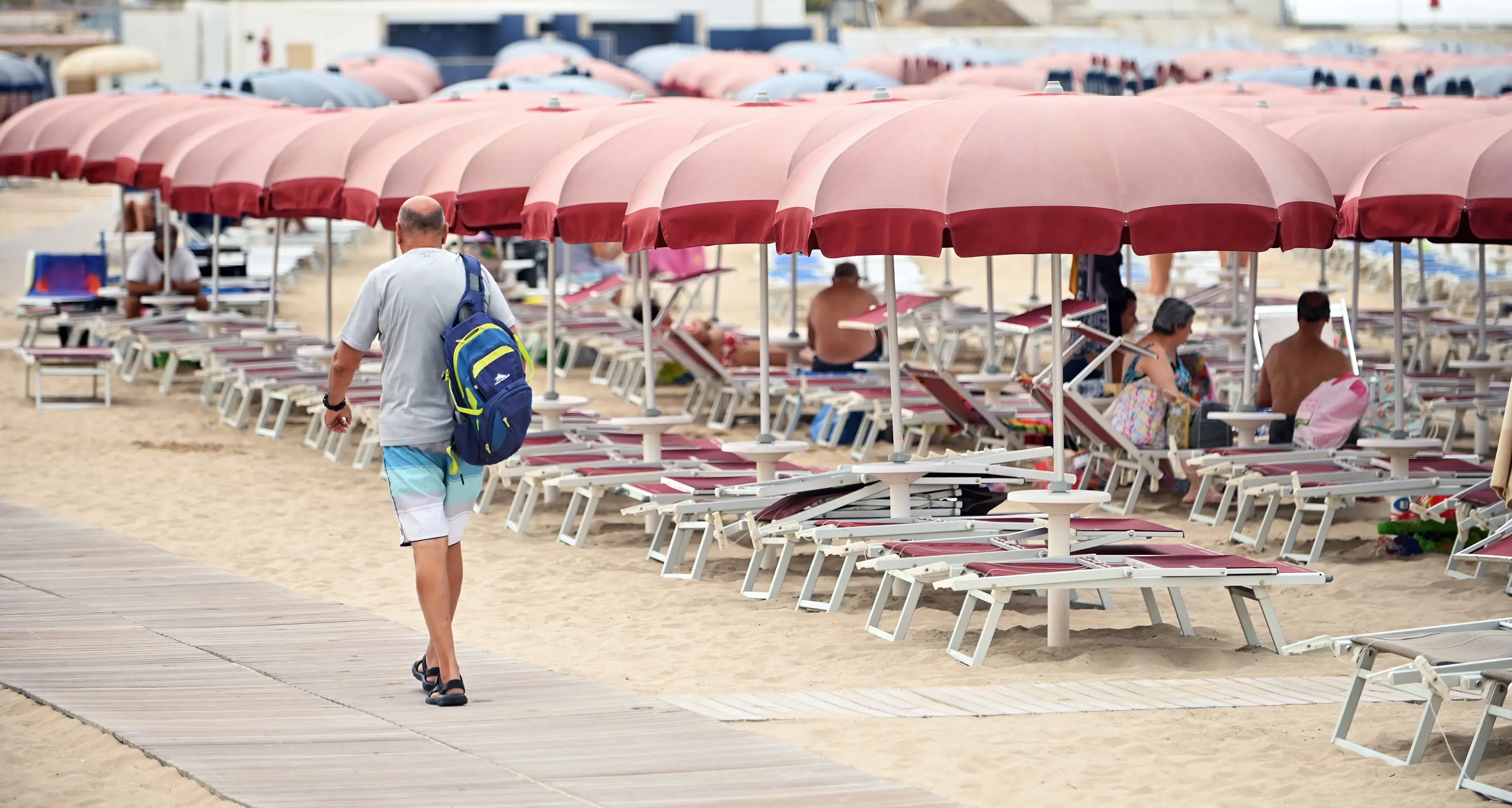 L’inflazione continua a mordere. E le vacanze sono sempre più care