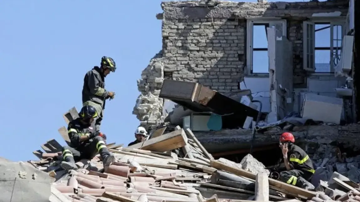 Amatrice dieci anni dopo, l’attesa di rinascere