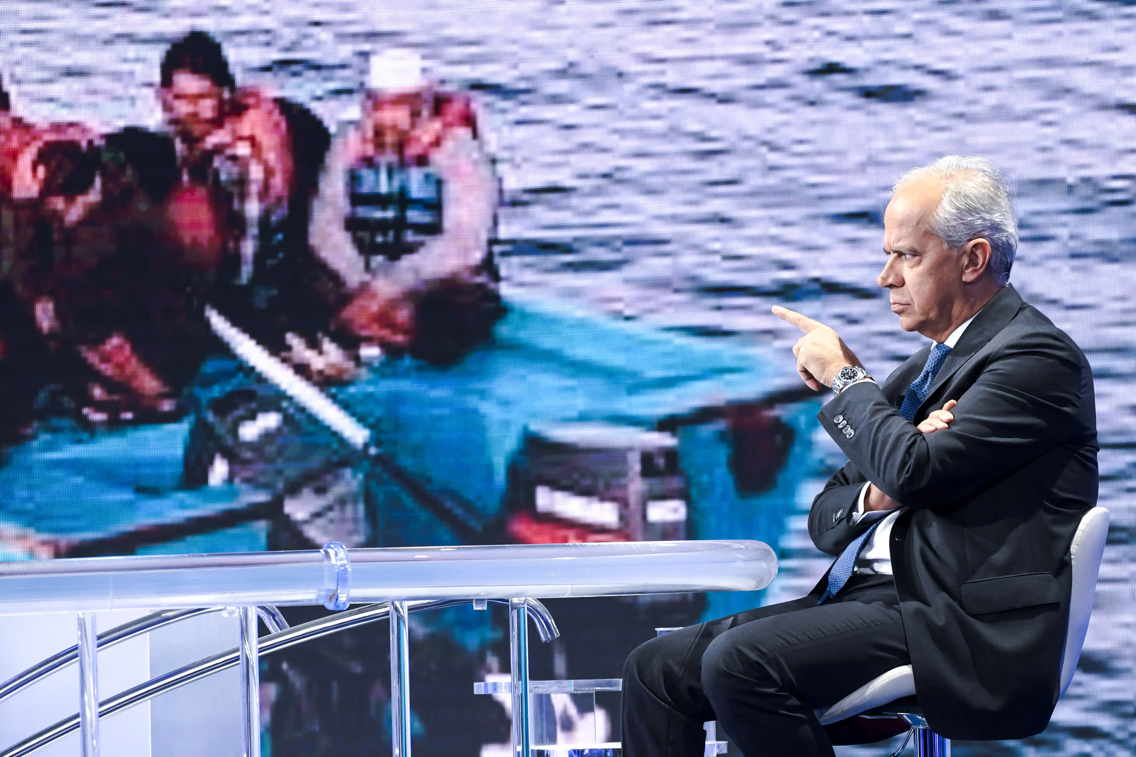 Fermo Sea Watch, Piantedosi parla a ong perché Berlino intenda 