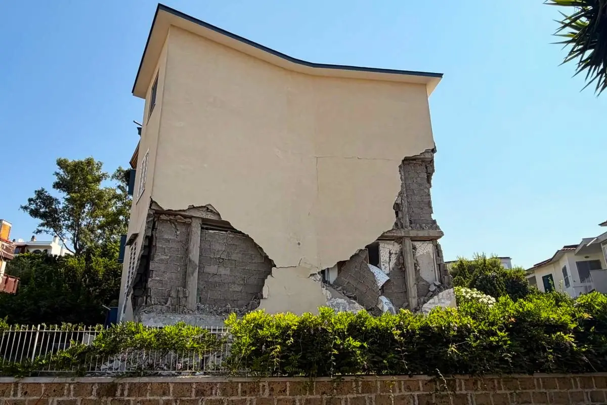Sisma a Pozzuoli: gli sfollati e il rischio città-fantasma