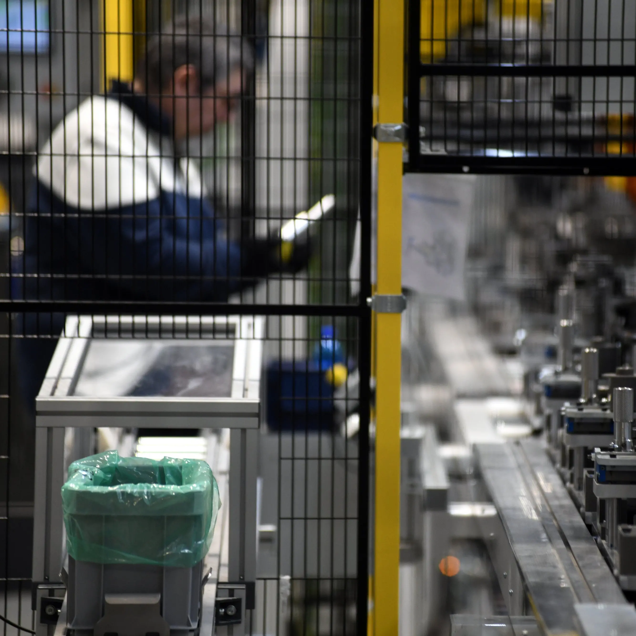 Stellantis, Fiom: a Melfi volumi e lavoro ancora ridotti
