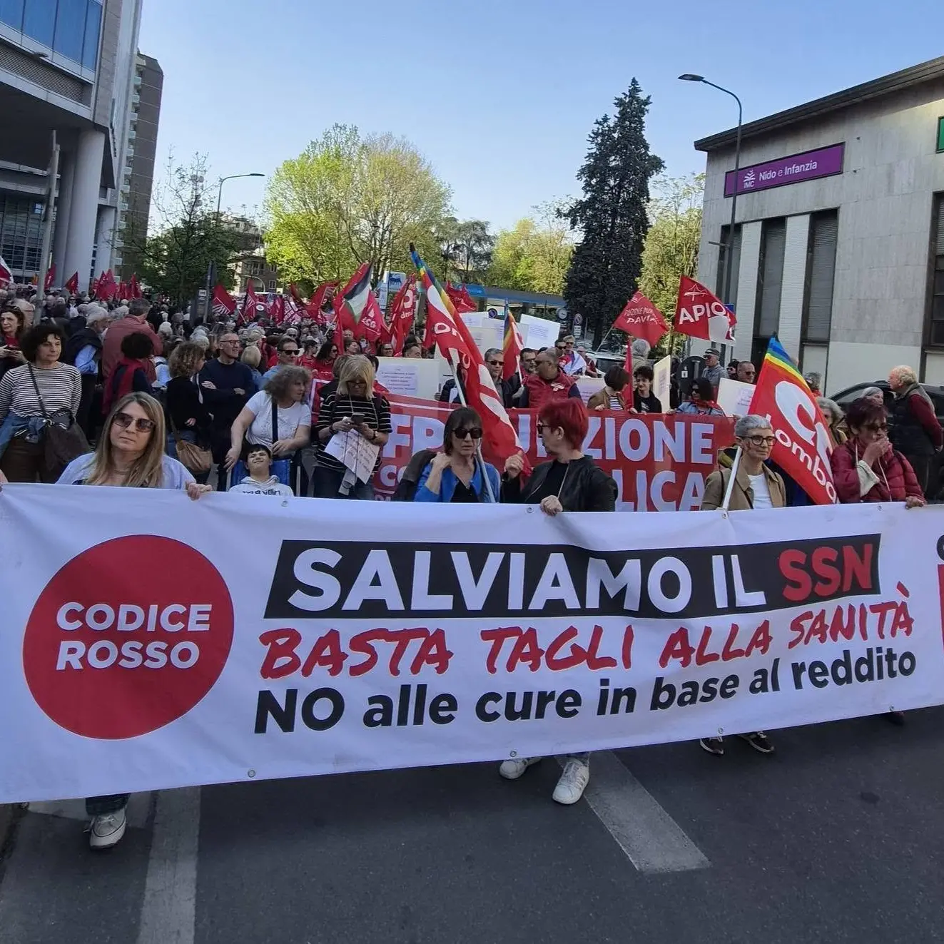 “Curarsi è un diritto, non un privilegio”: a Milano una serata per il rilancio del Servizio sanitario nazionale