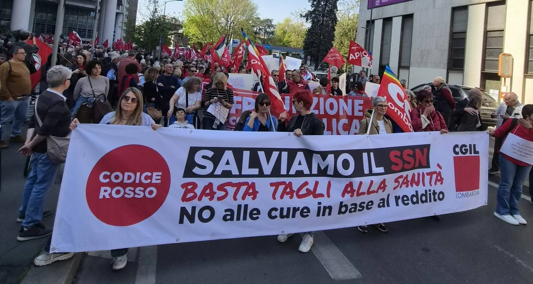 “Curarsi è un diritto, non un privilegio”: a Milano una serata per il rilancio del Servizio sanitario nazionale