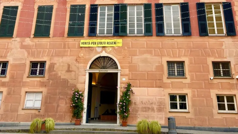 Sestri Levante, Cgil: “No alla rimozione dello striscione per Giulio Regeni”