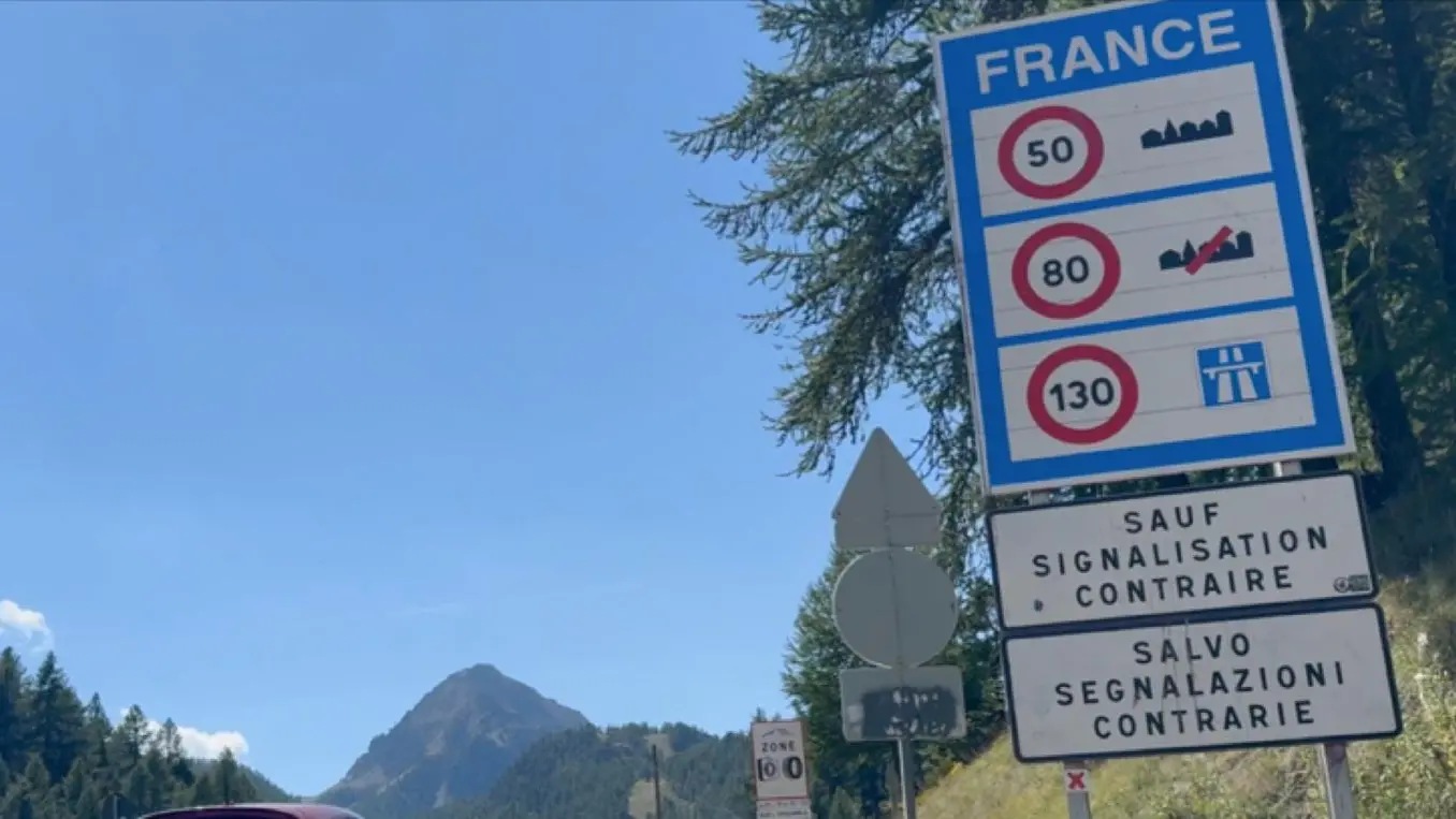 Oulx, chiuso il rifugio dei migranti verso la frontiera per la Francia
