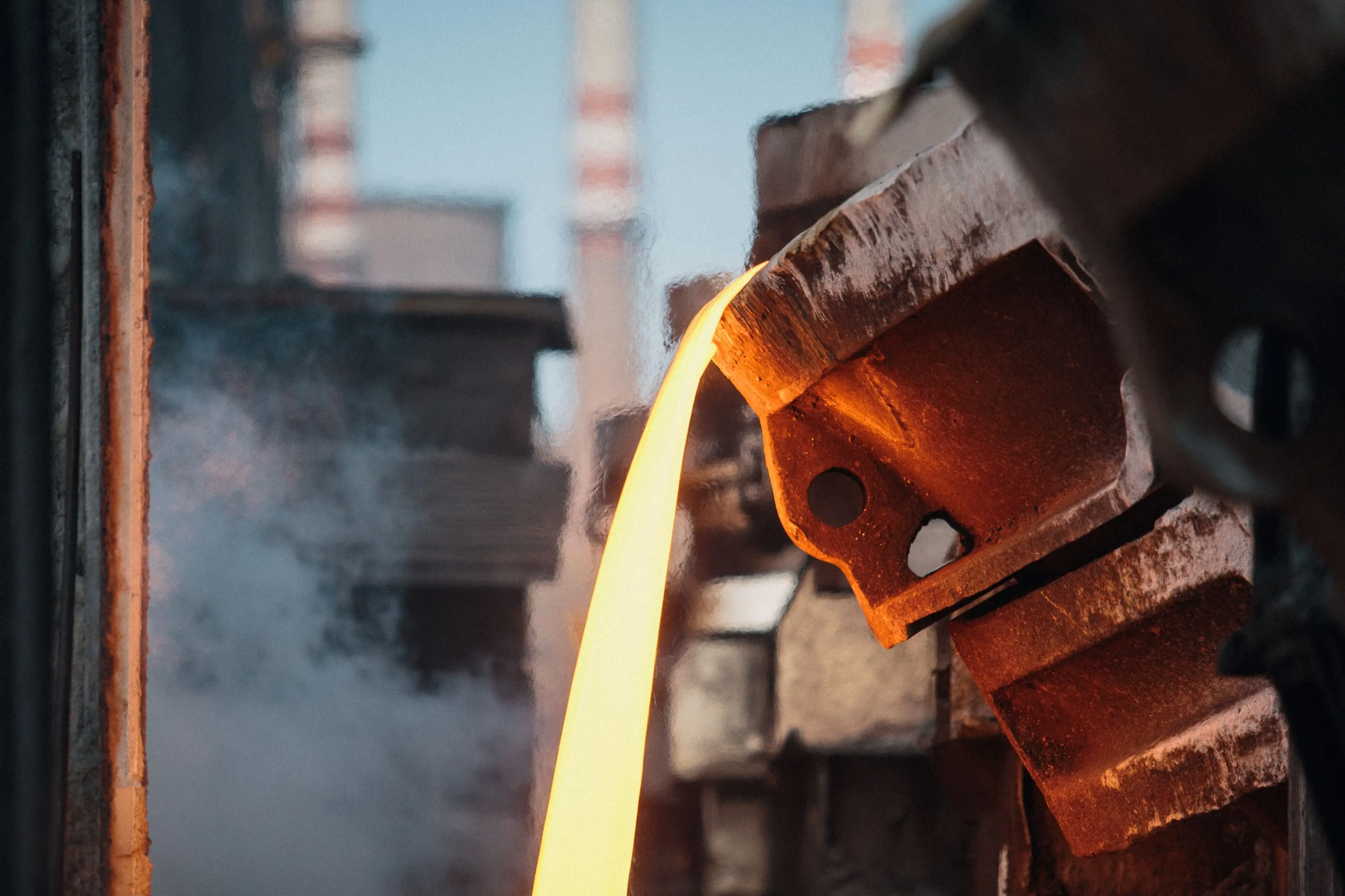 Ex Ilva, stop licenziamenti e possibile ingresso dello Stato