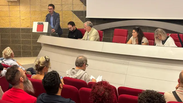 Pace e Costituzione: il 17 ottobre la Via Maestra torna in piazza Pace e Costituzione: il 17 ottobre la Via Maestra torna in piazza