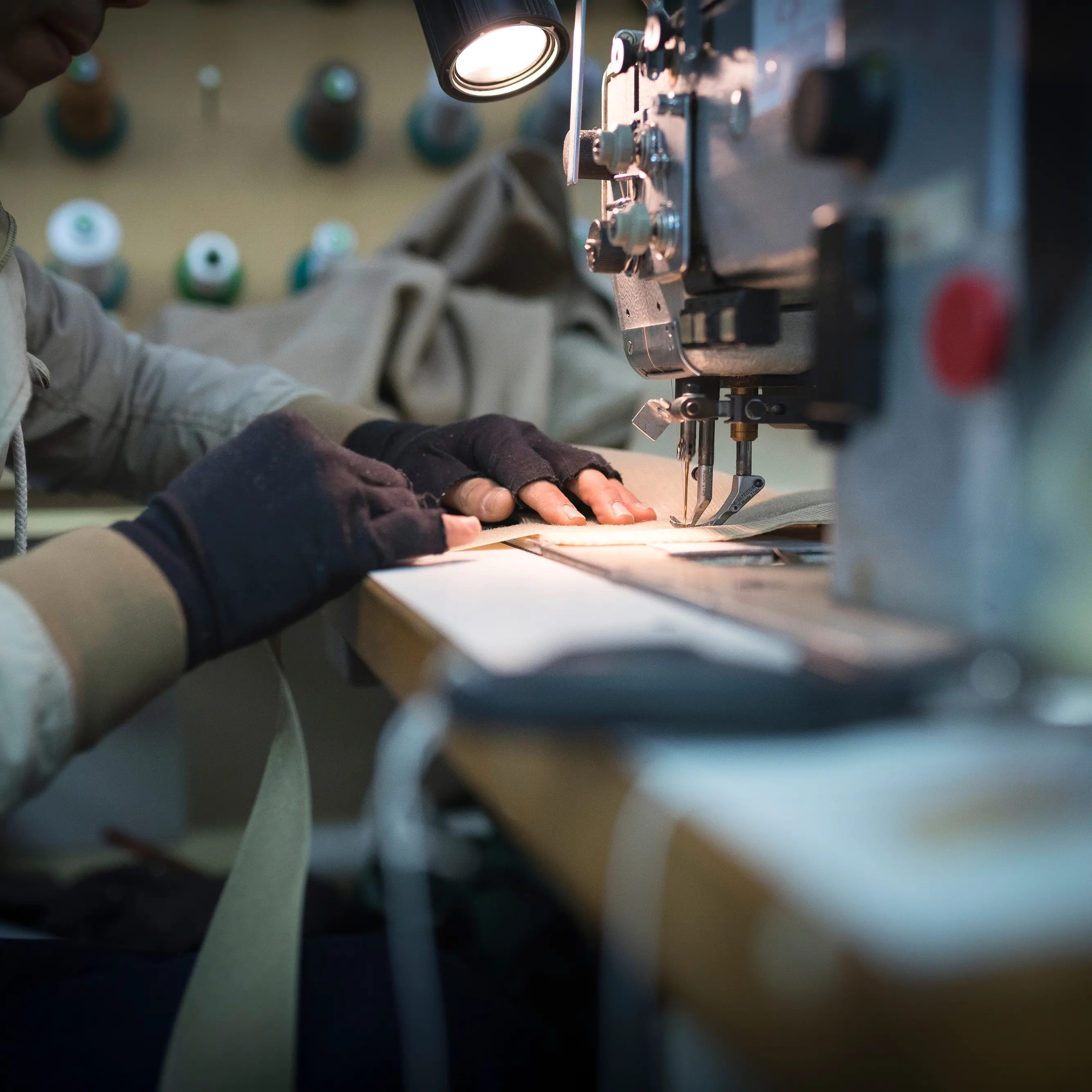 Lavoro Marche, secondo trimestre 2026: crollano autonomi e donne, in calo industria e costruzioni