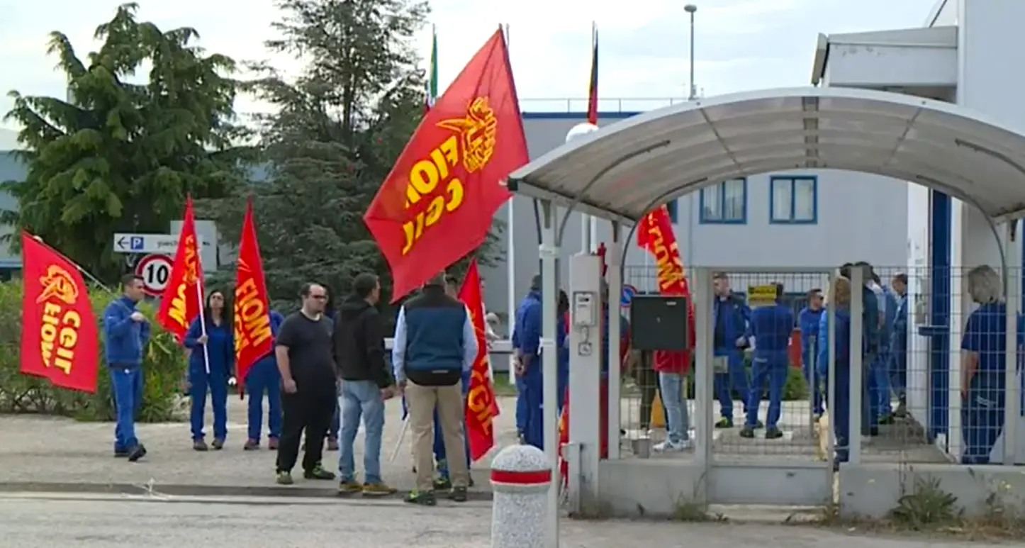 Pierburg, ancora un rinvio. Fiom: “Situazione drammatica”
