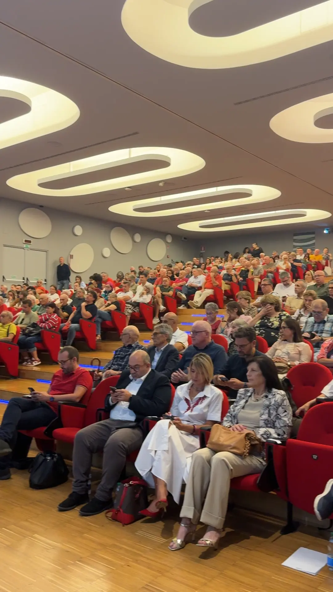 A Reggio Emilia la Cgil compie 125 anni e li festeggia con Maurizio Landini