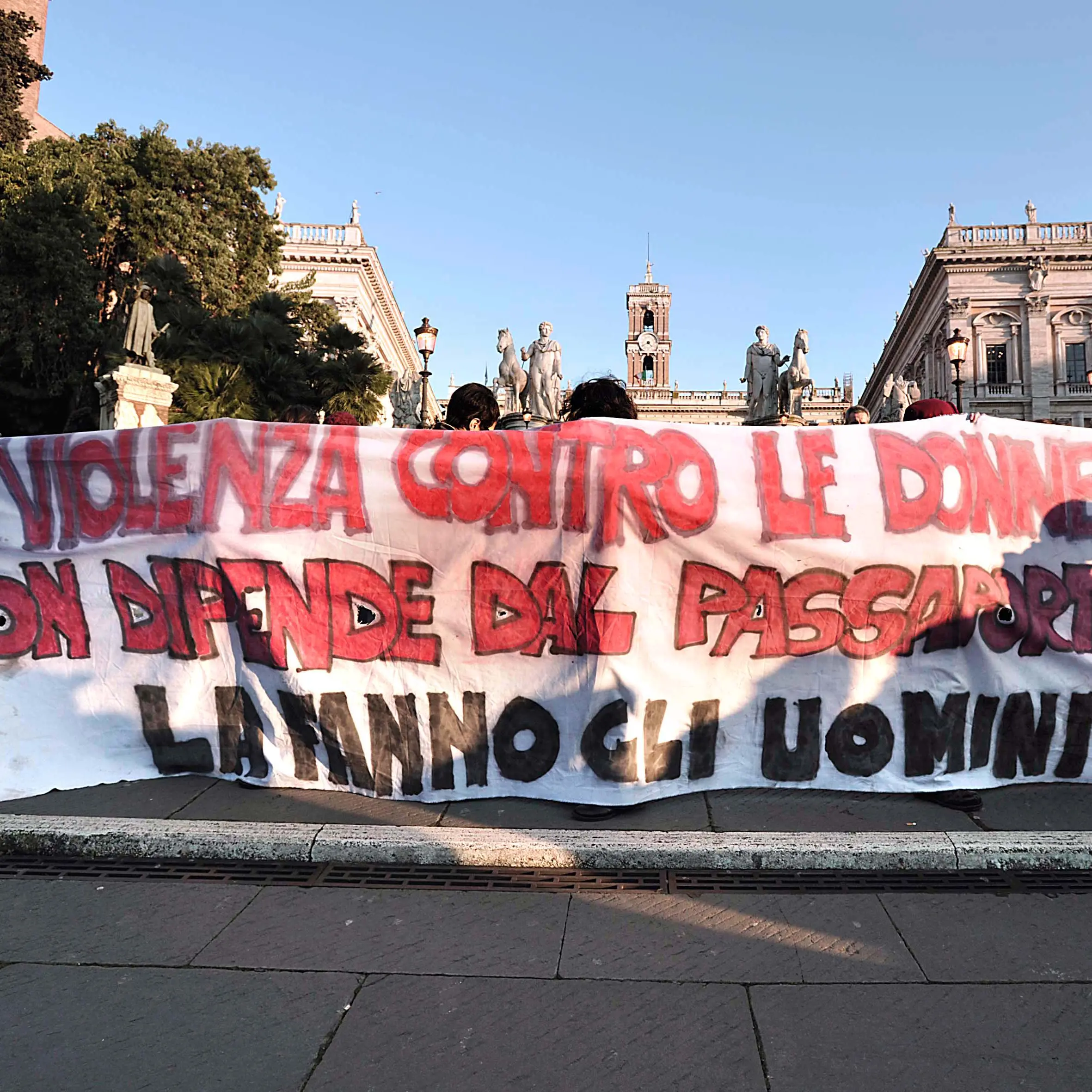 Se la violenza sulle donne inizia prima dei sedici anni