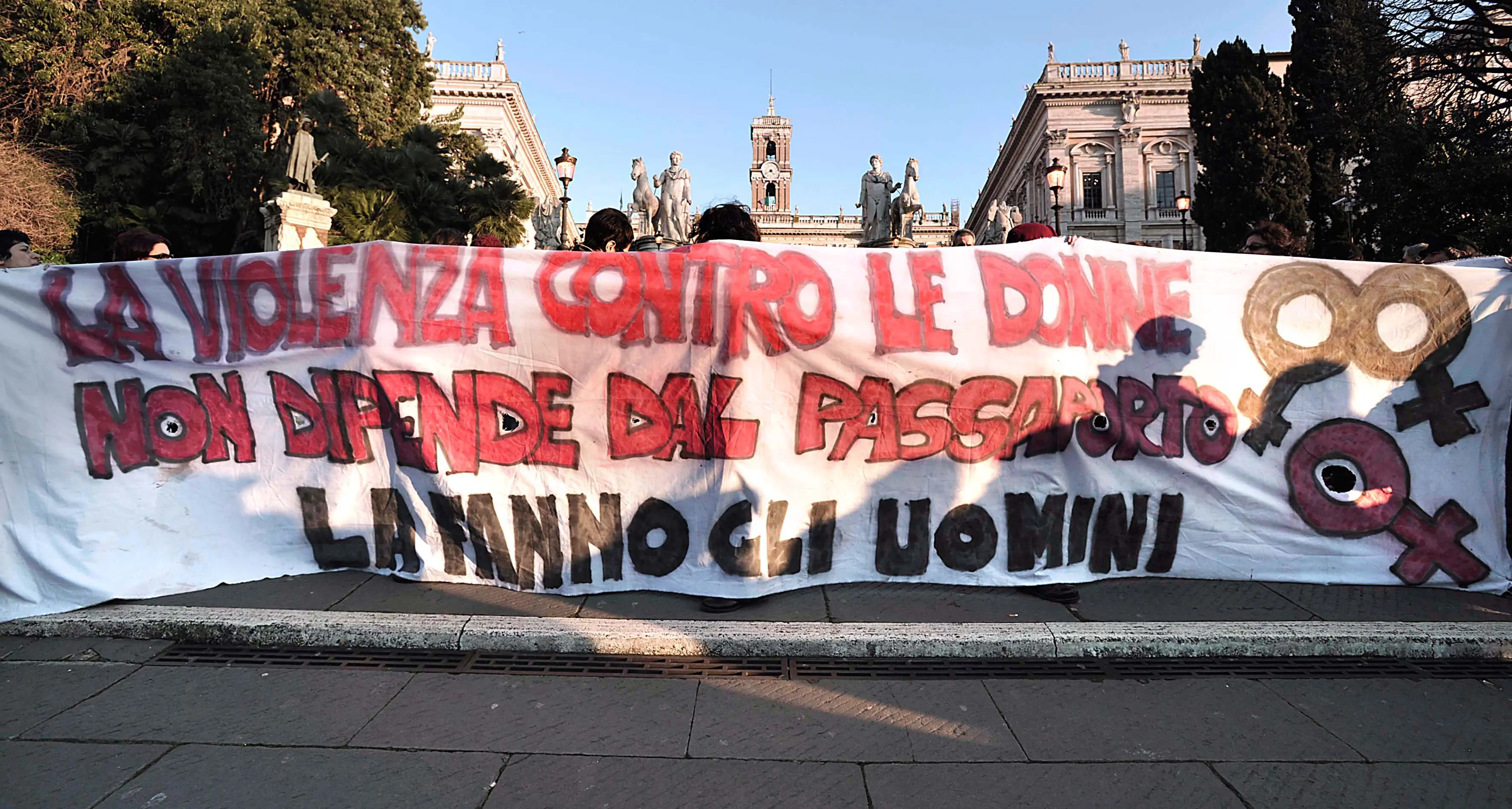 Se la violenza sulle donne inizia prima dei sedici anni
