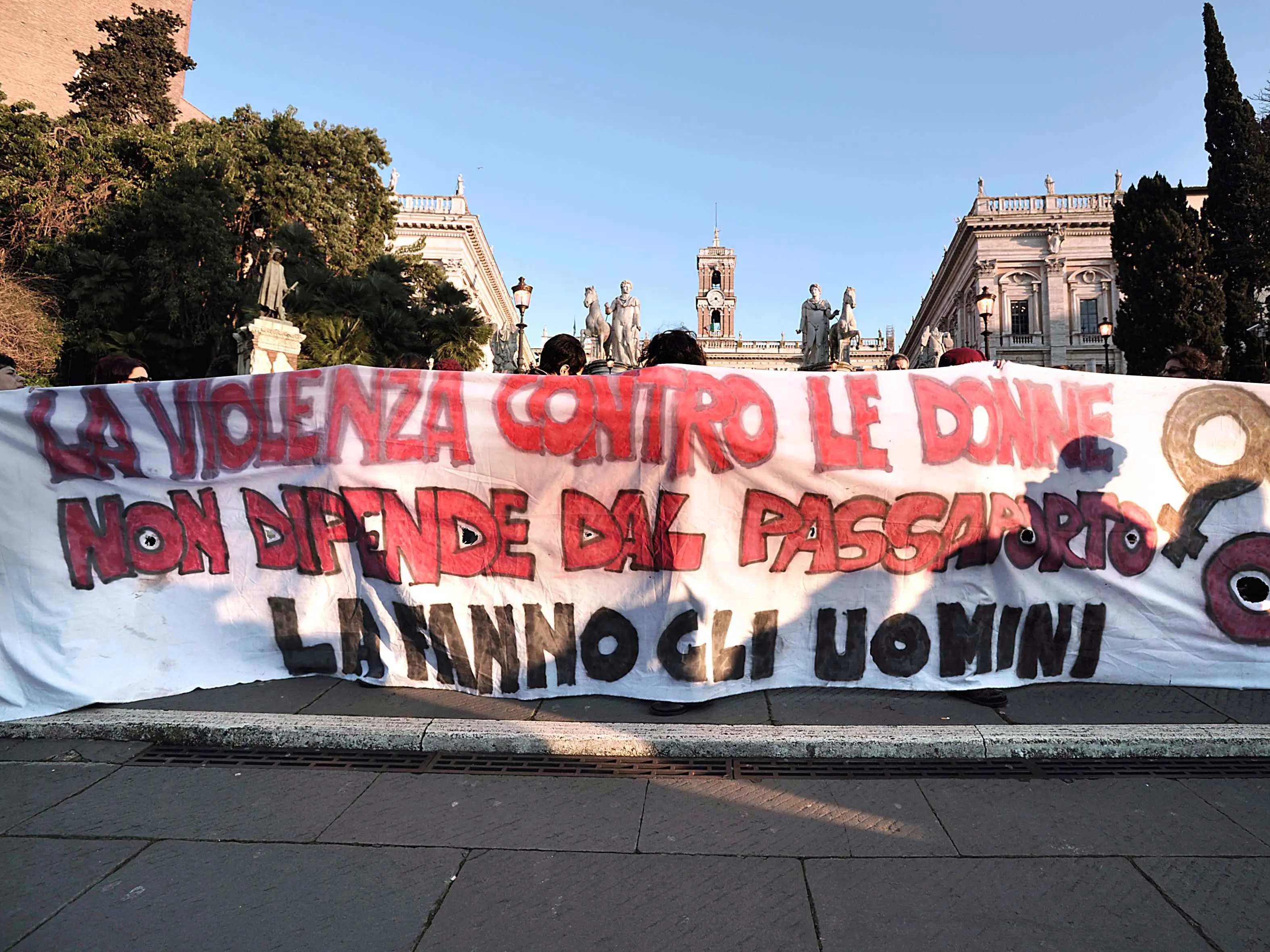 Se la violenza sulle donne inizia prima dei 16 anni