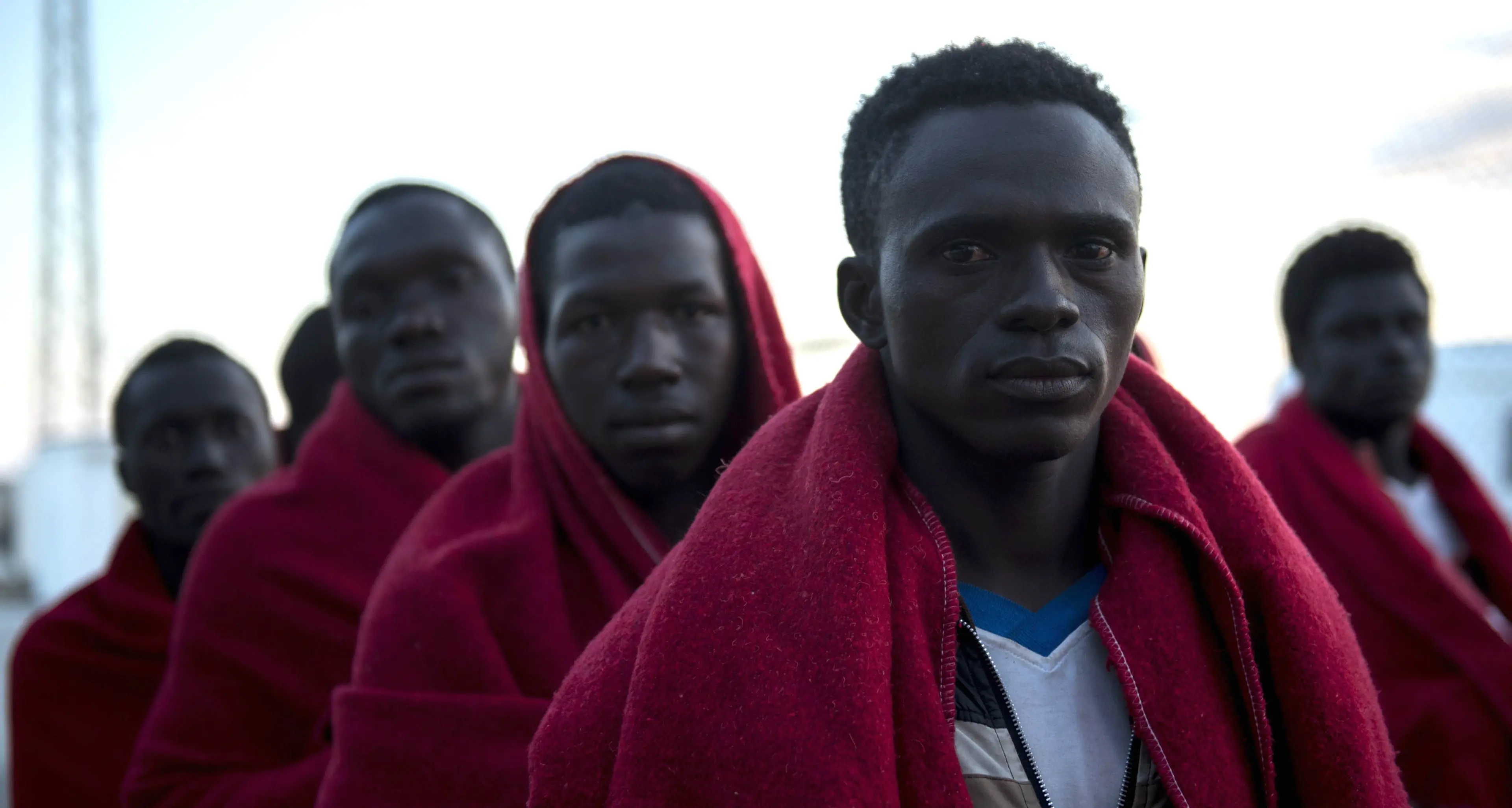 Migranti, l'attesa che produce irregolarità