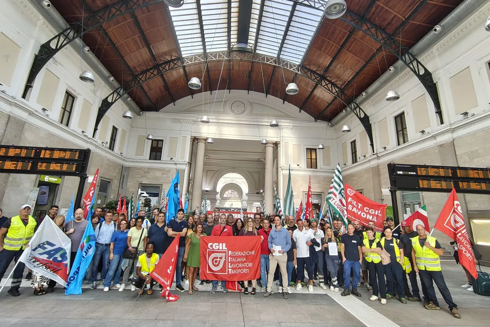Appalti ferroviari, Liguria: in cento senza stipendio