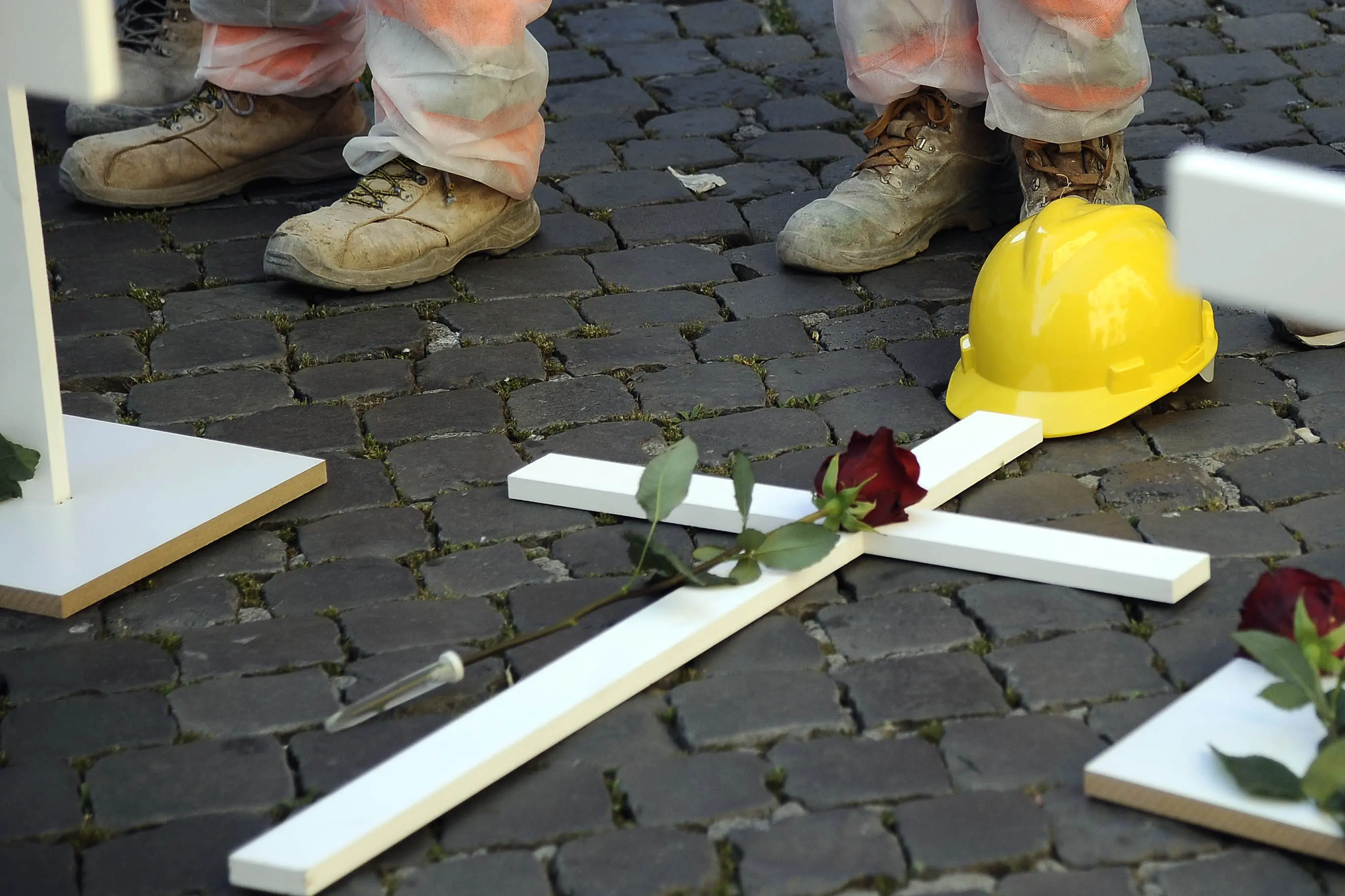 Morti sul lavoro, 13 proposte dalla Fillea