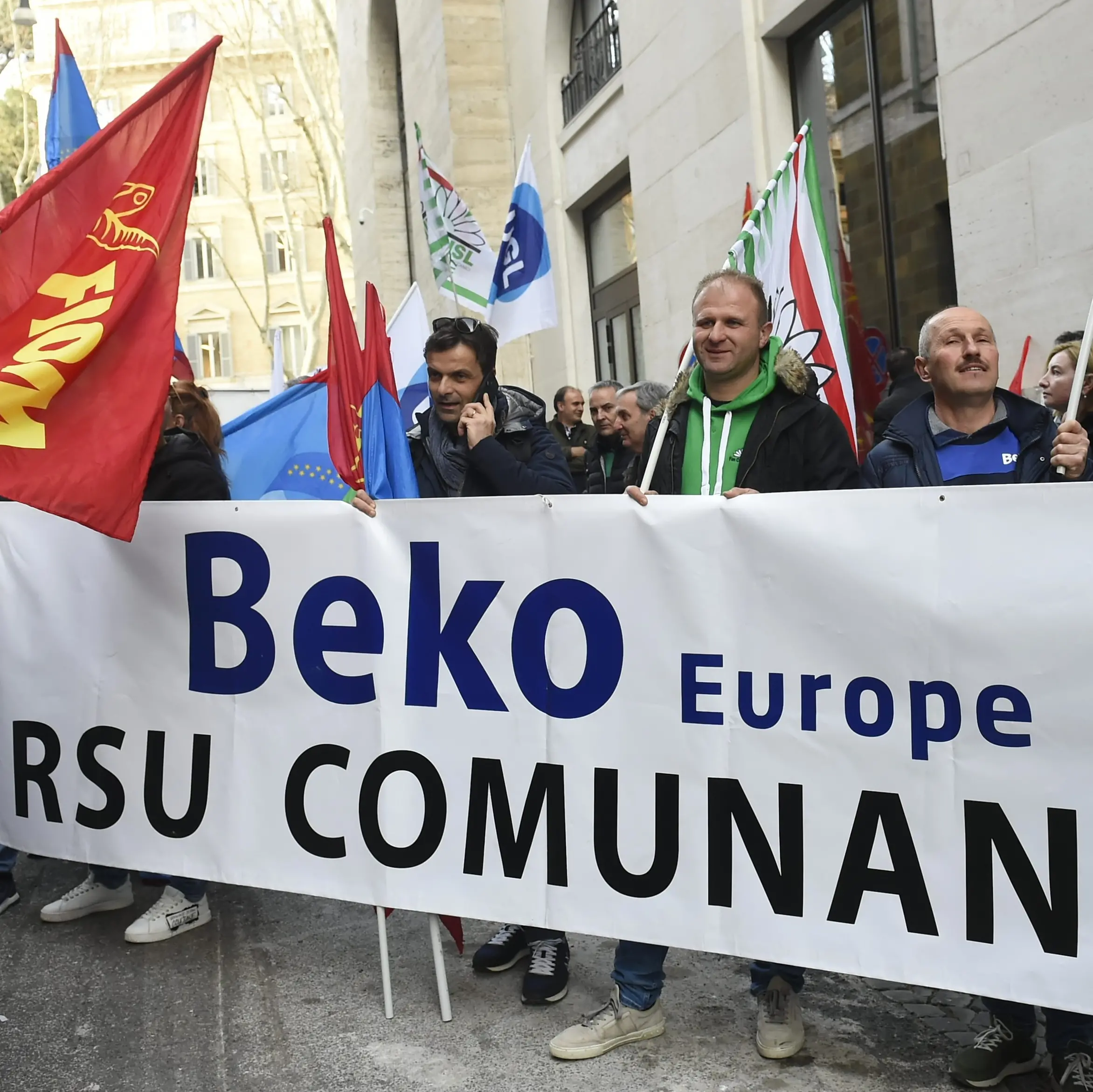 Beko, sindacati: impianto Comunanza rischia di spegnersi