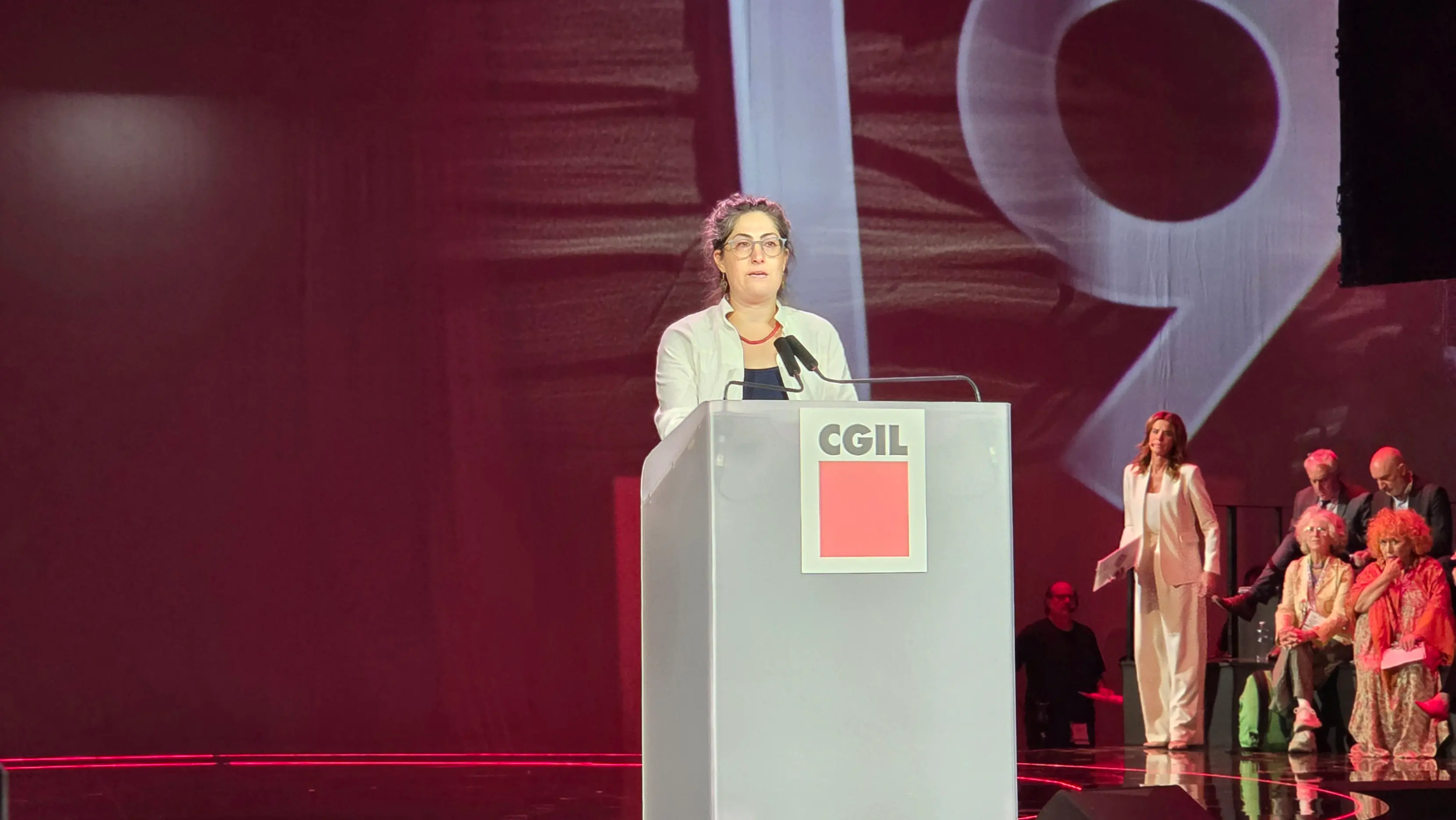 “In Italia quello dei traduttori è lavoro povero”