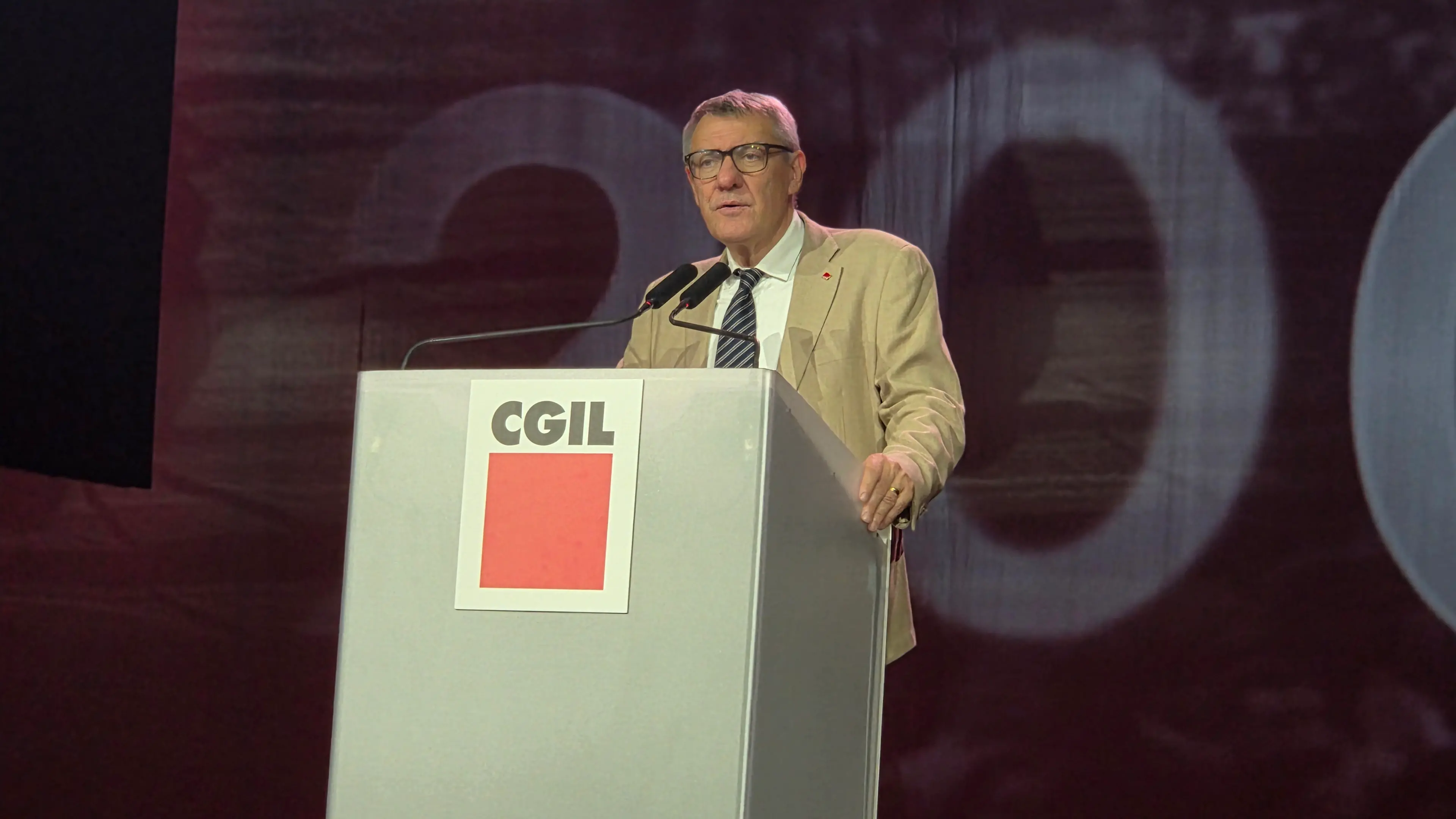 Landini: “Mettiamoci insieme per cambiare il modello di sviluppo”