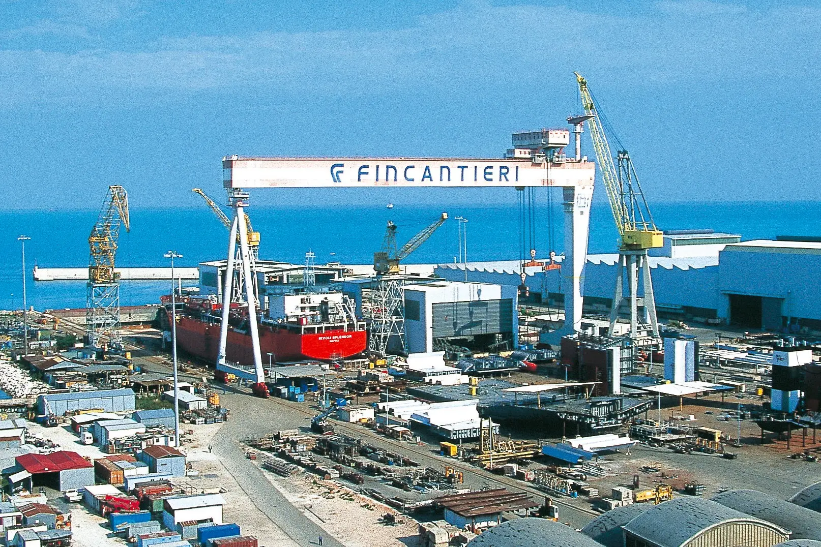 Fincantieri Ancona, due operai investiti da una fiammata: uno è morto, l’altro è ferito gravemente