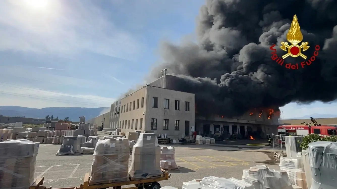 Incendio alla Deroma di Malo: la Cgil chiede un tavolo per i 160 lavoratori