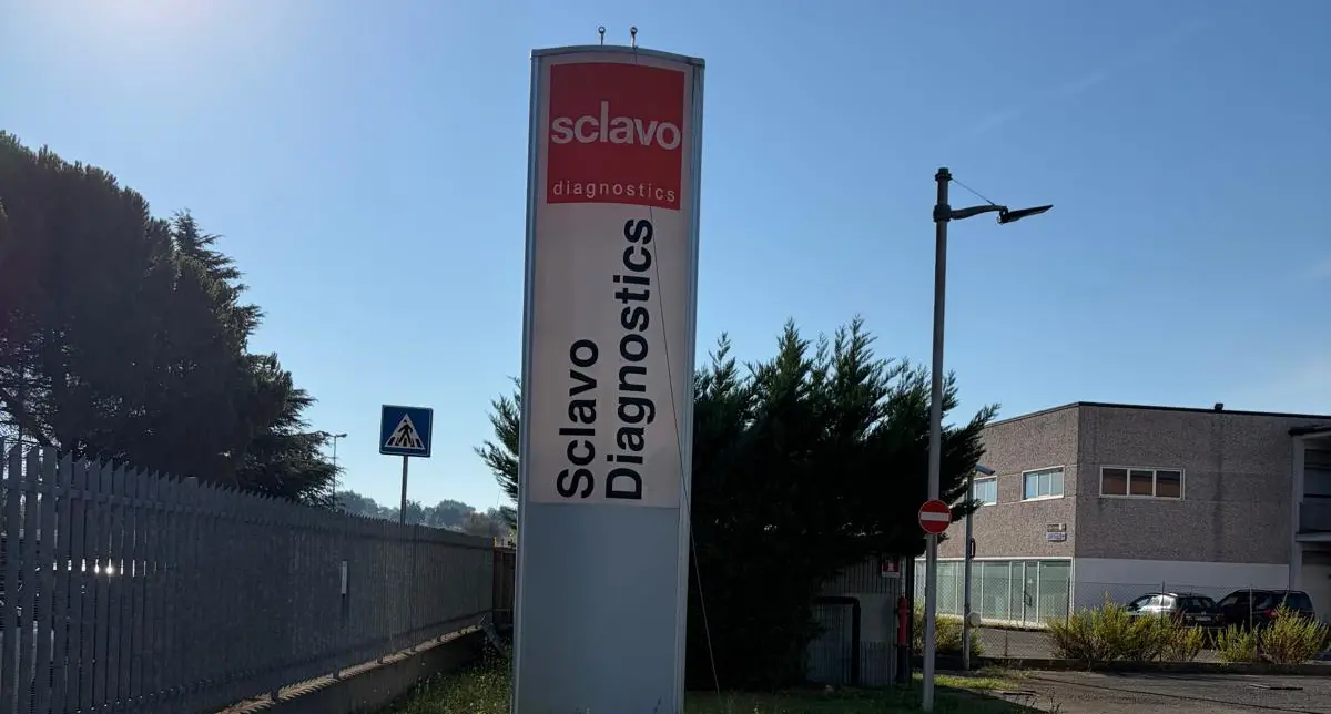 Sclavo Diagnostics, arretrati pagati: mobilitazione sospesa
