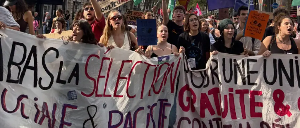 Studenti e docenti, la Francia torna in piazza