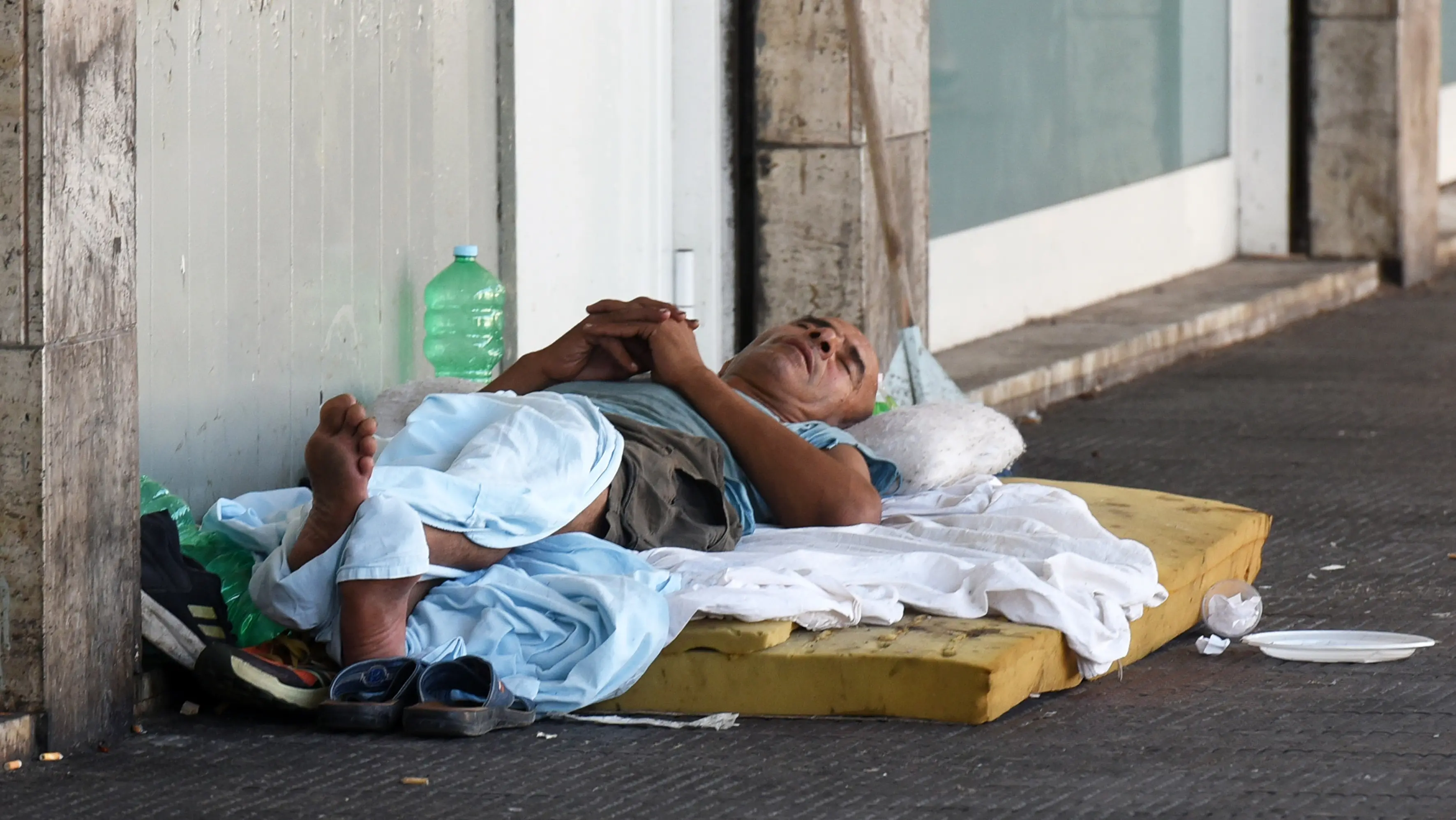 Precarietà, salari, inflazione: in piazza contro la povertà