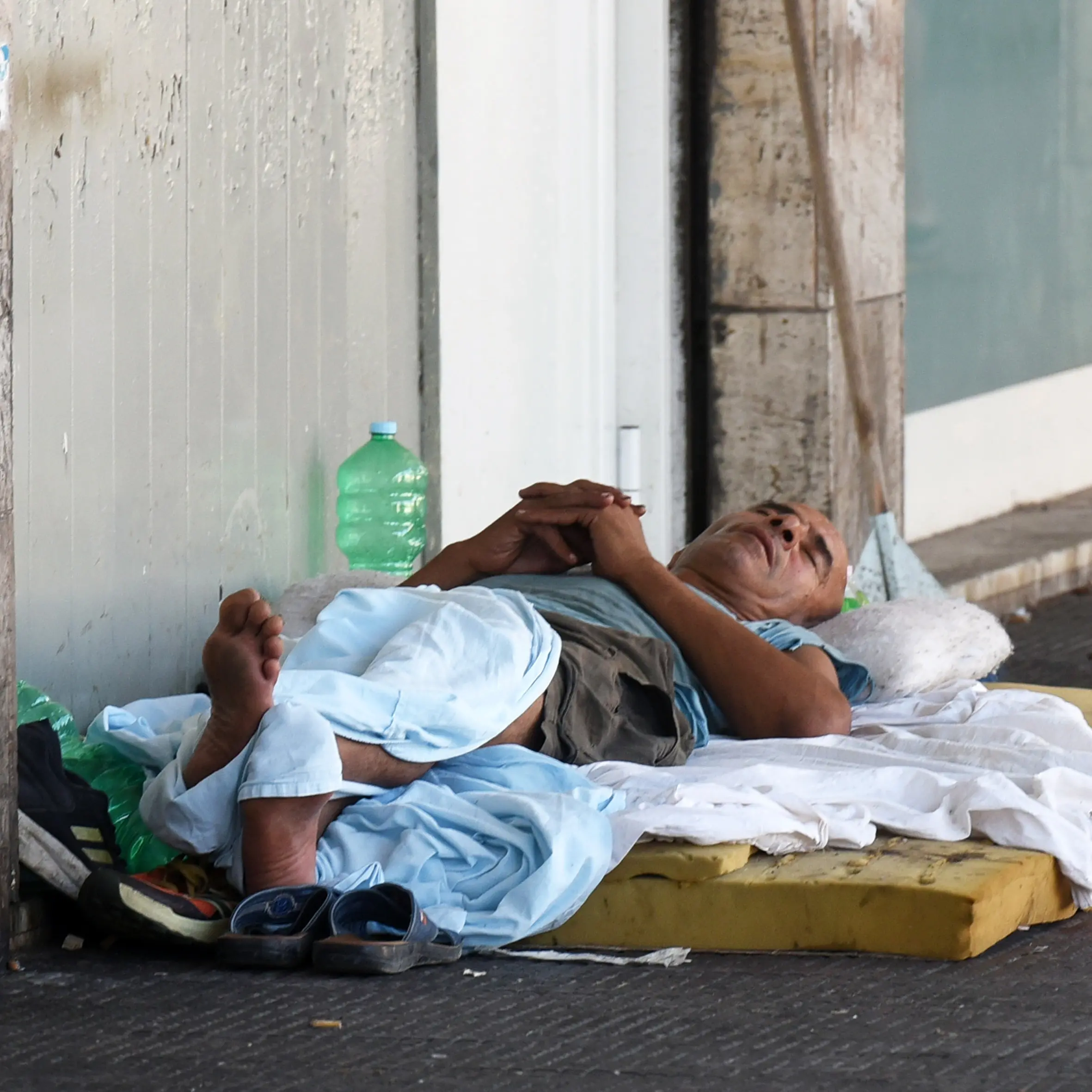 Precarietà, salari, inflazione: in piazza contro la povertà