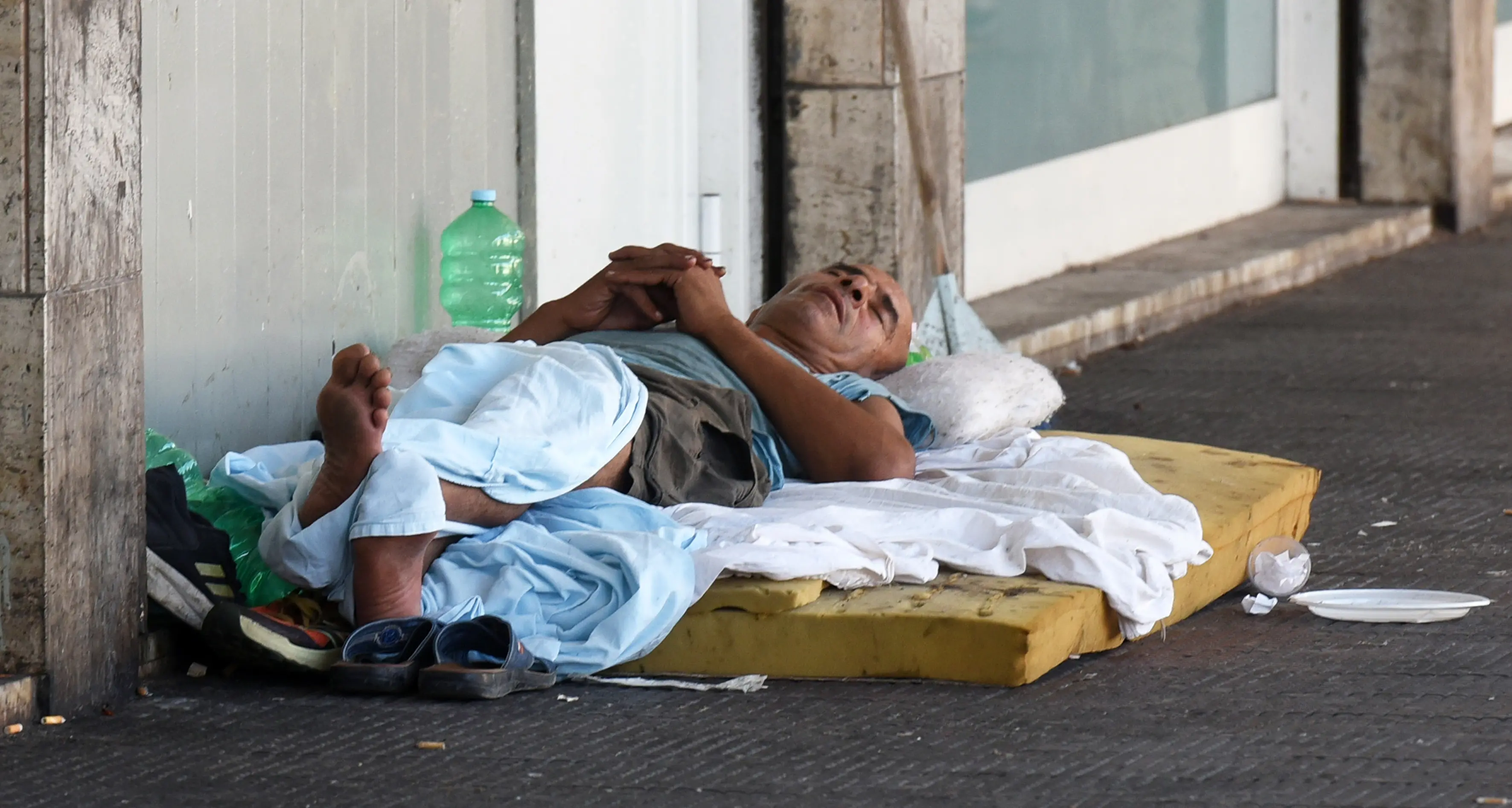 Precarietà, salari, inflazione: in piazza contro la povertà