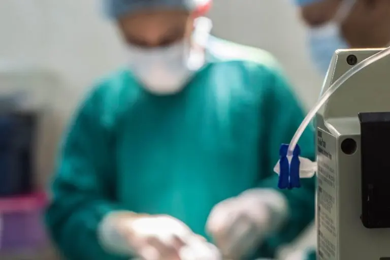 Medici: accordo sul contratto, aumento di 500 euro lordi