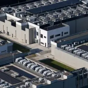 Cgil Lombardia: “No alla corsa ai Data Center senza governare gli interessi”