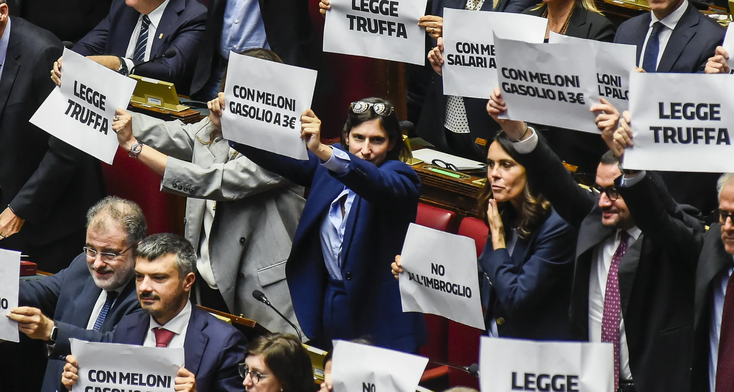 Legge elettorale approvata, così si indebolisce la democrazia