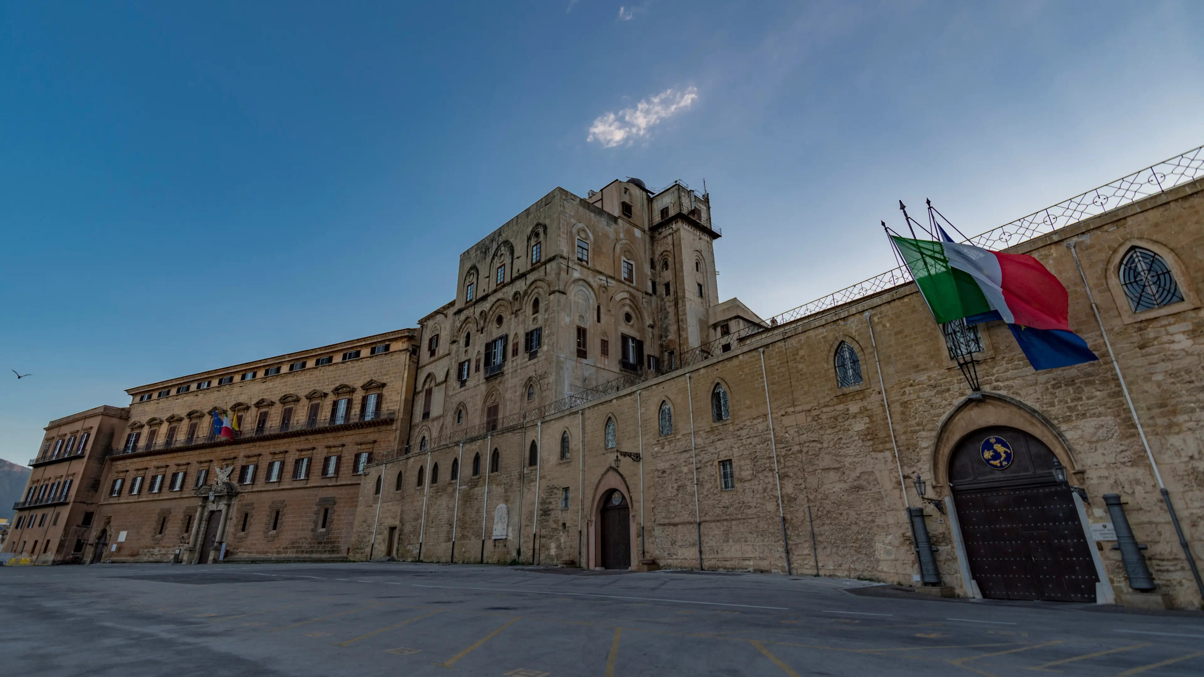 Sicilia, tipografie e vetrerie: appello all’Ars per salvare imprese e lavoro
