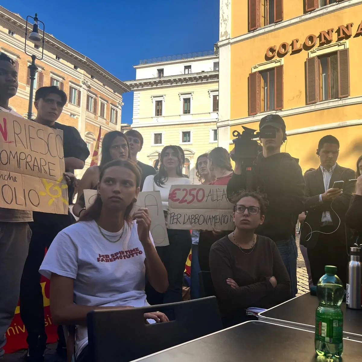 Gli studenti alla ministra Bernini: convochi subito un tavolo di confronto
