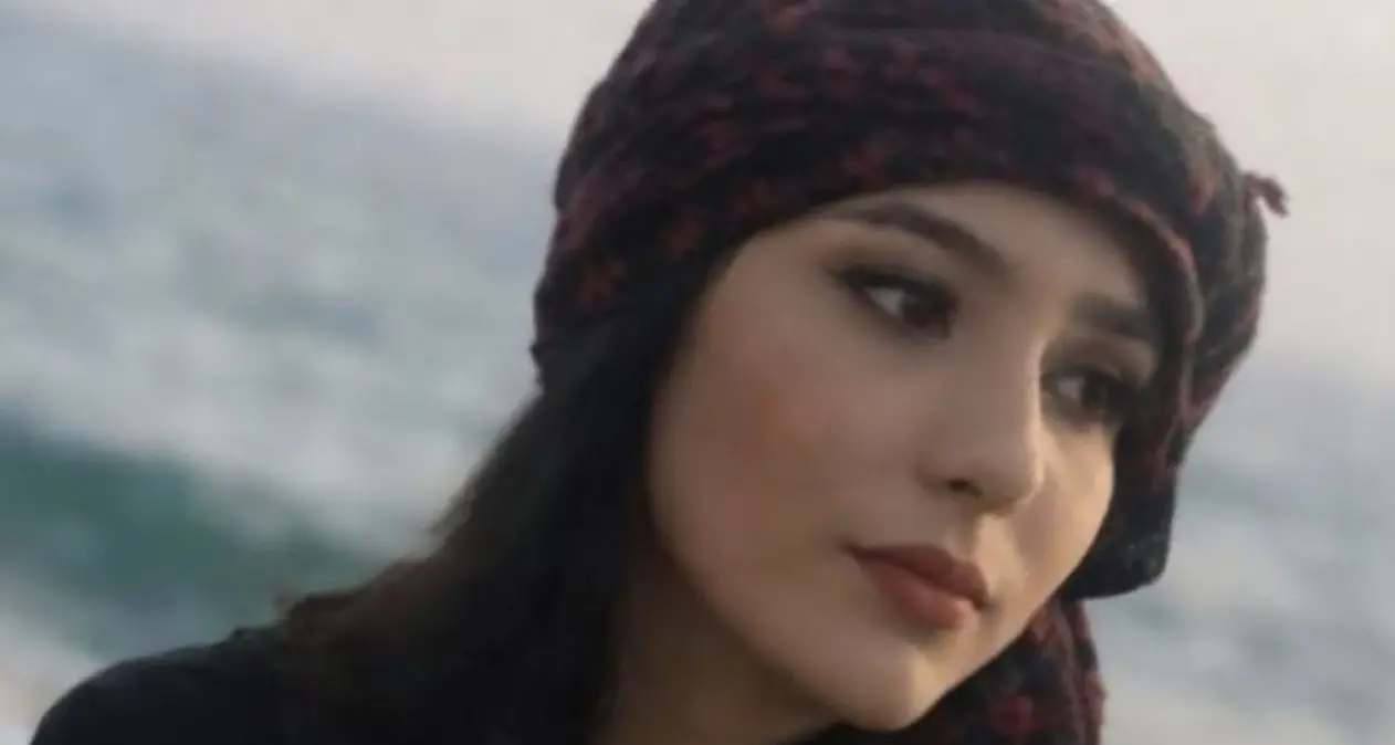 Iran, Najmeh Amini condannata a morte per un post sui social