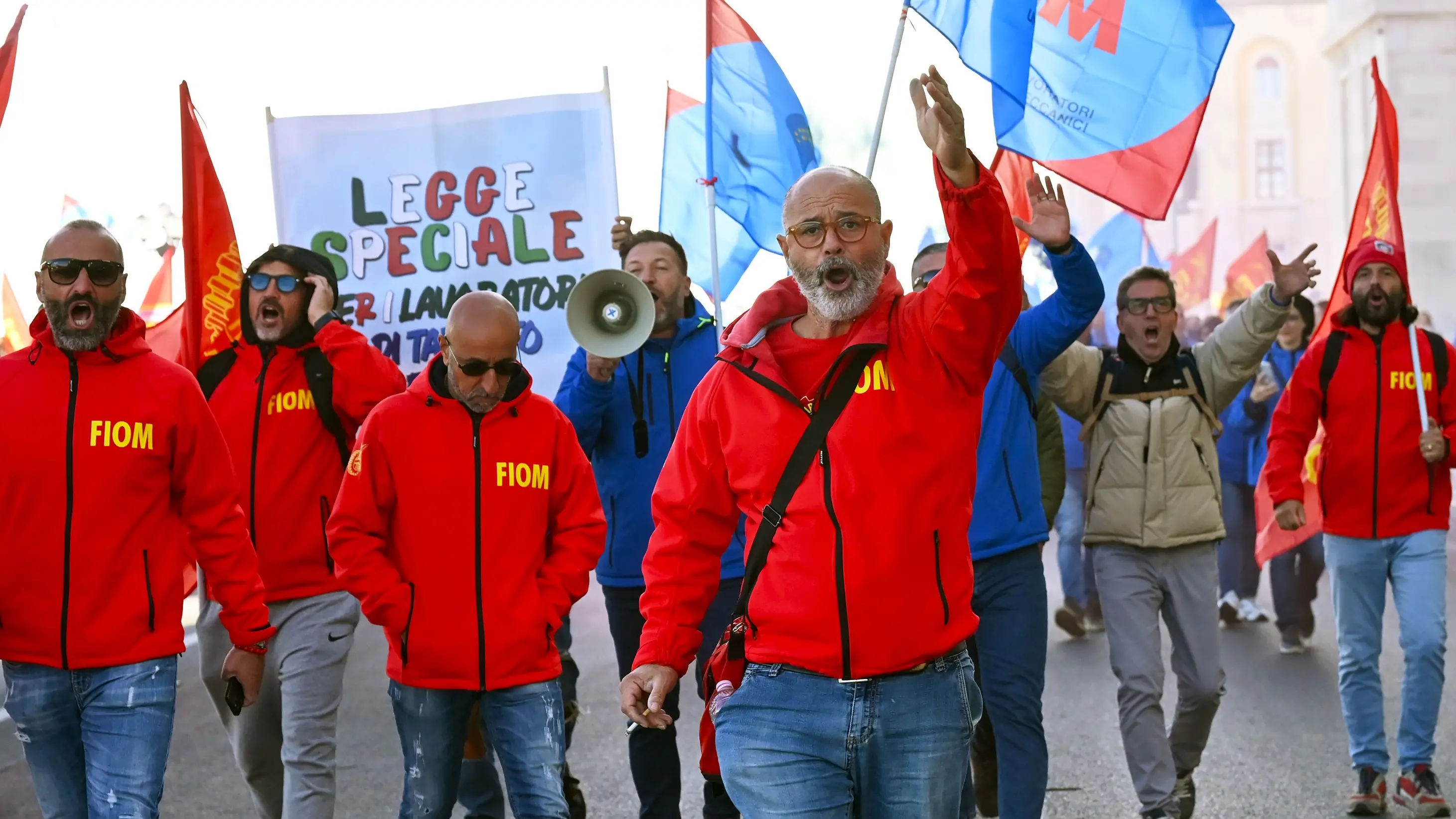 La protesta paga: martedì 27 tavolo ex Ilva a Palazzo Chigi