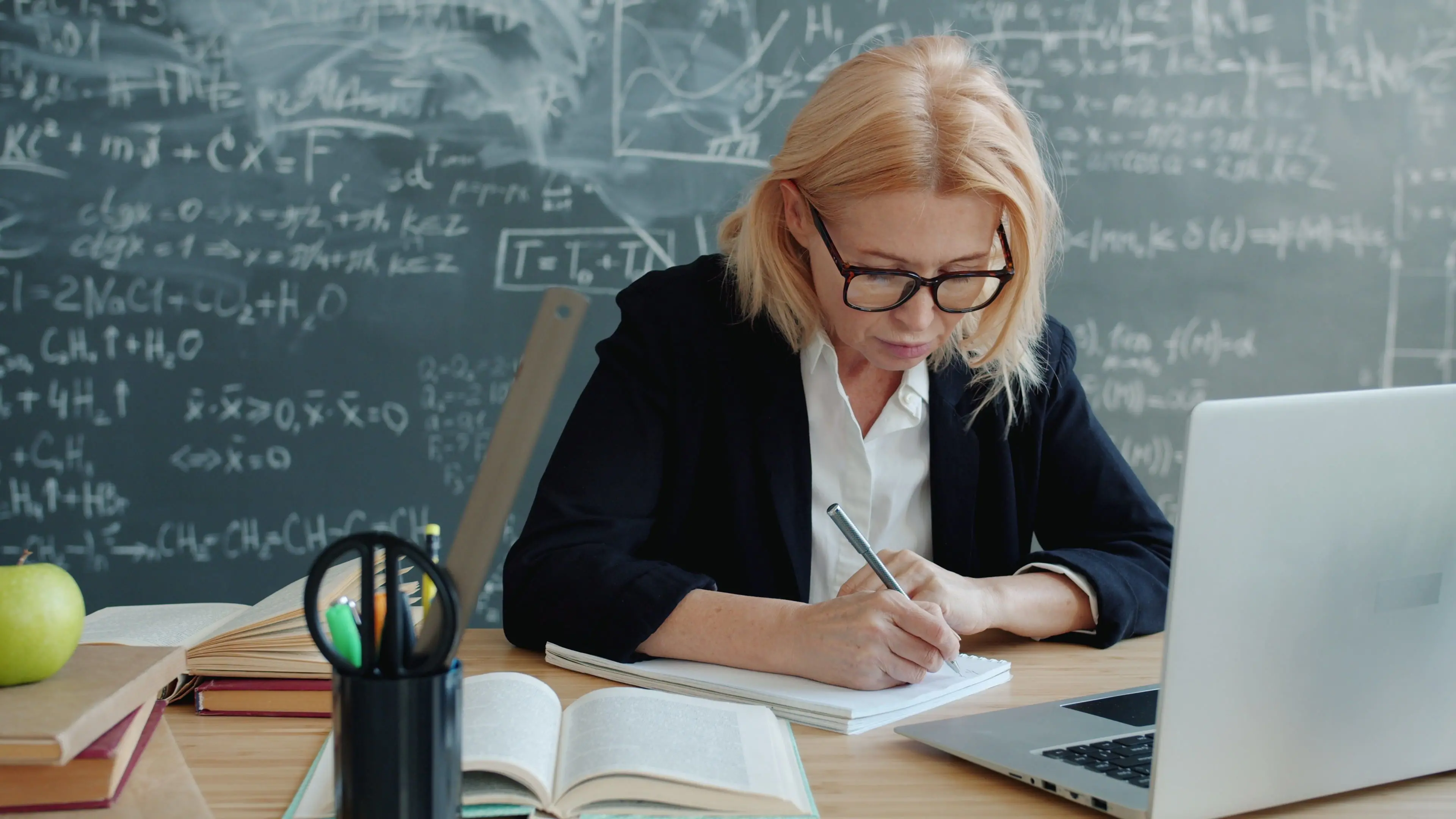 Ocse: gli stipendi degli insegnanti agli ultimi posti in Europa