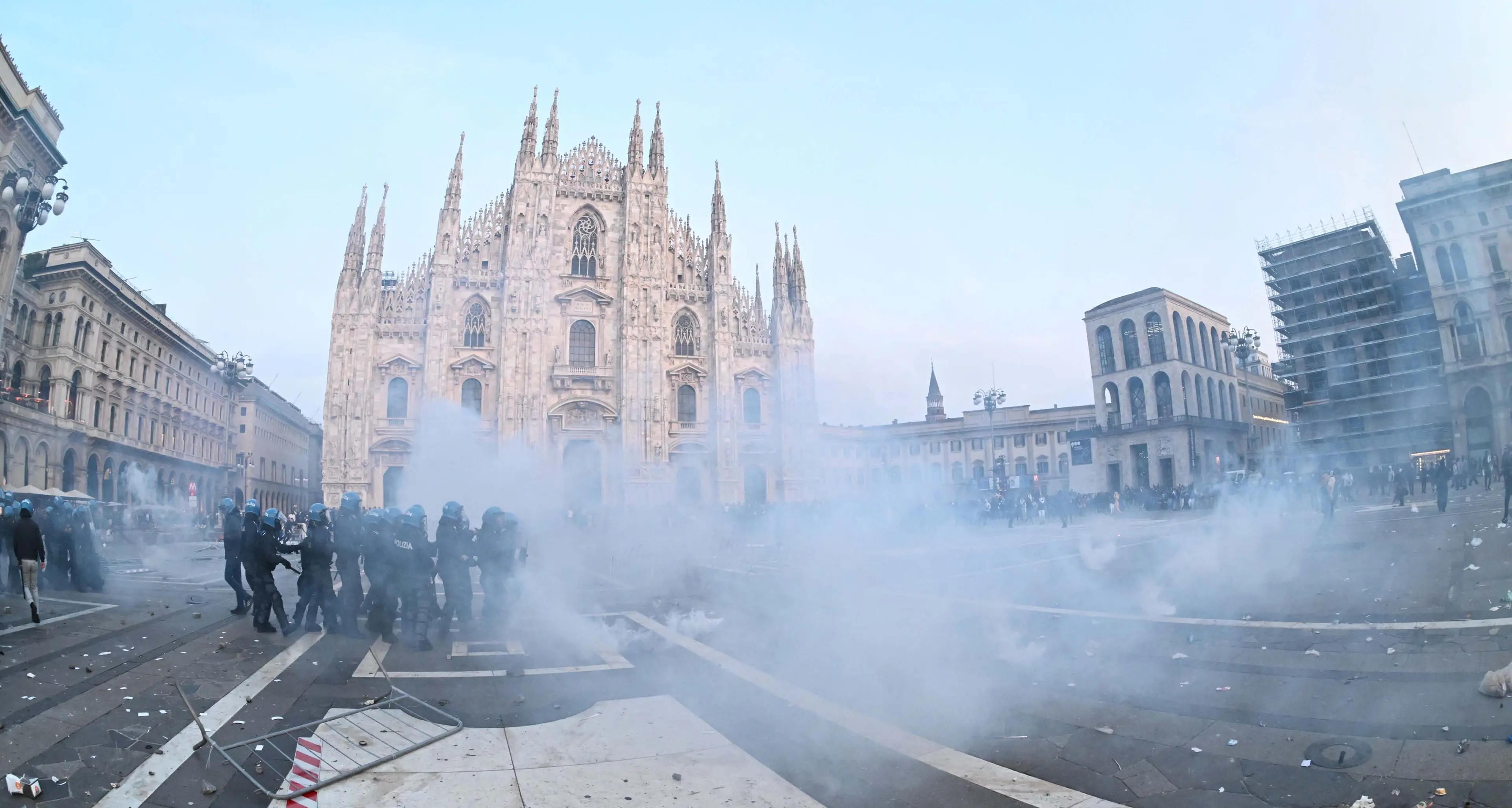 Milano, Landini: “Condanniamo azioni criminali”