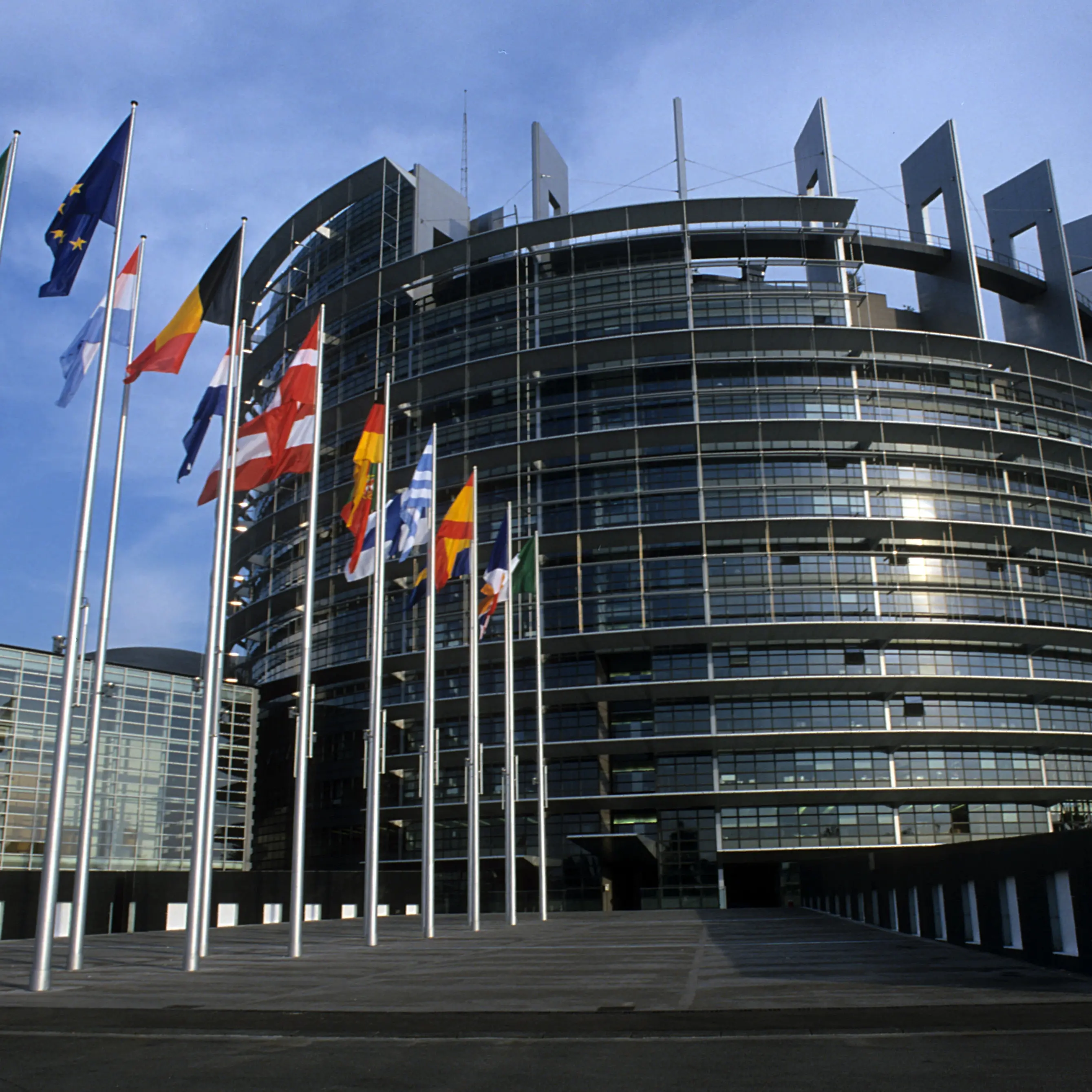 EU Inc, i sindacati europei in piazza a Strasburgo