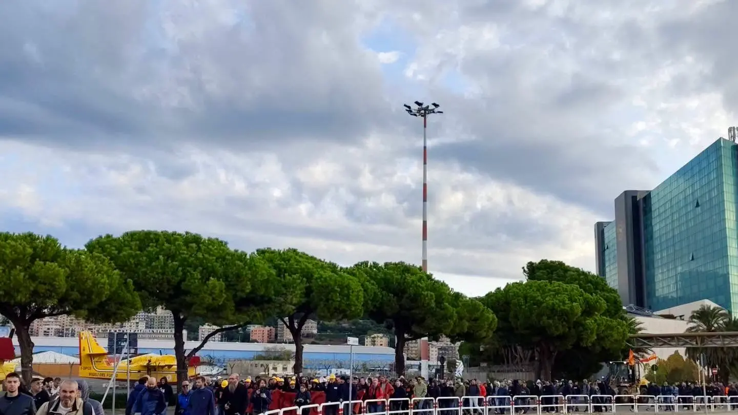 Ex Ilva Genova, l’allarme della Filcams Cgil: “A rischio oltre cento dipendenti degli appalti, in gran parte donne”