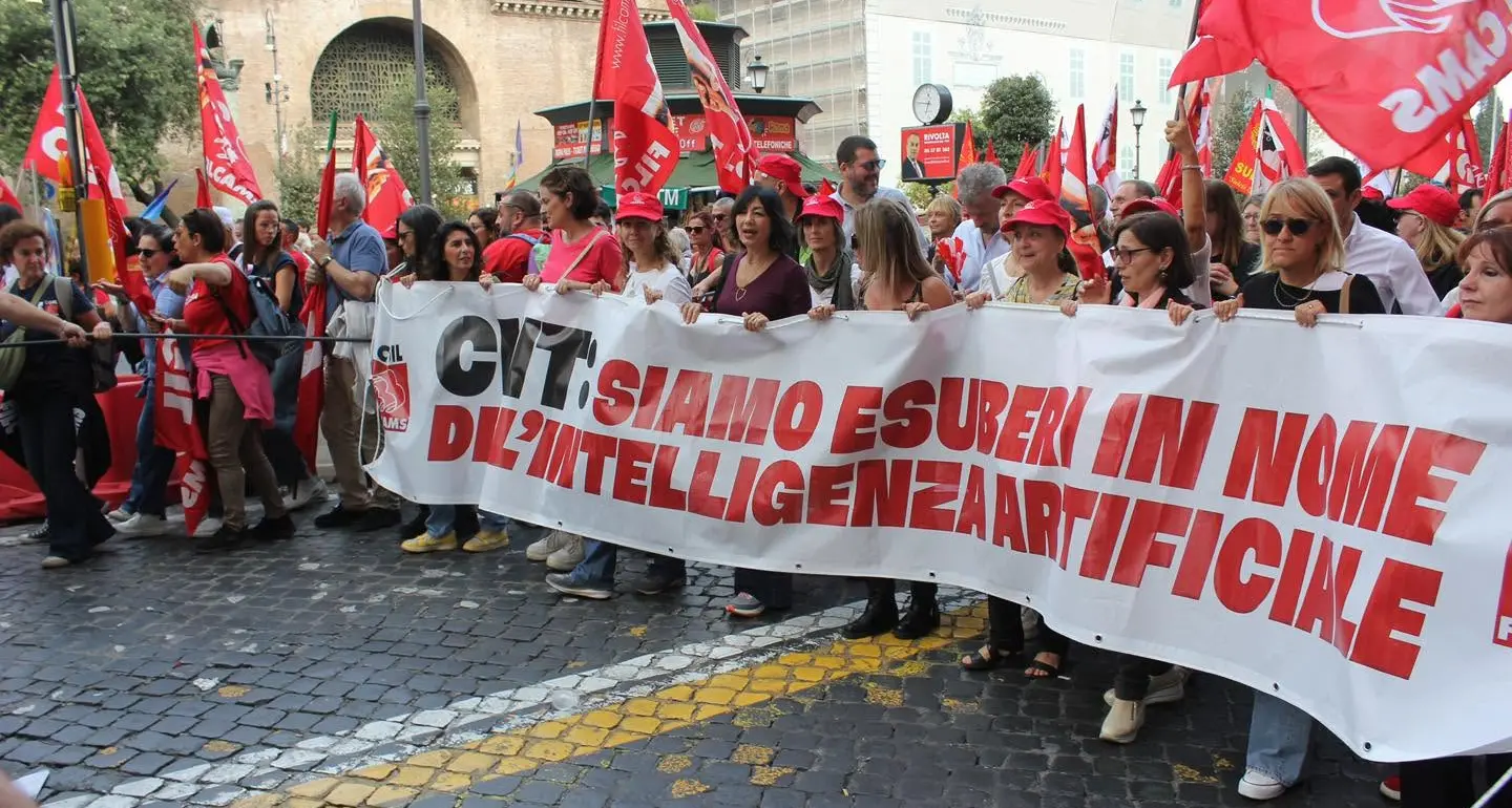 Cwt Italia vuole sostituire 190 addetti con l’intelligenza artificiale. A Torino a rischio 25 posti