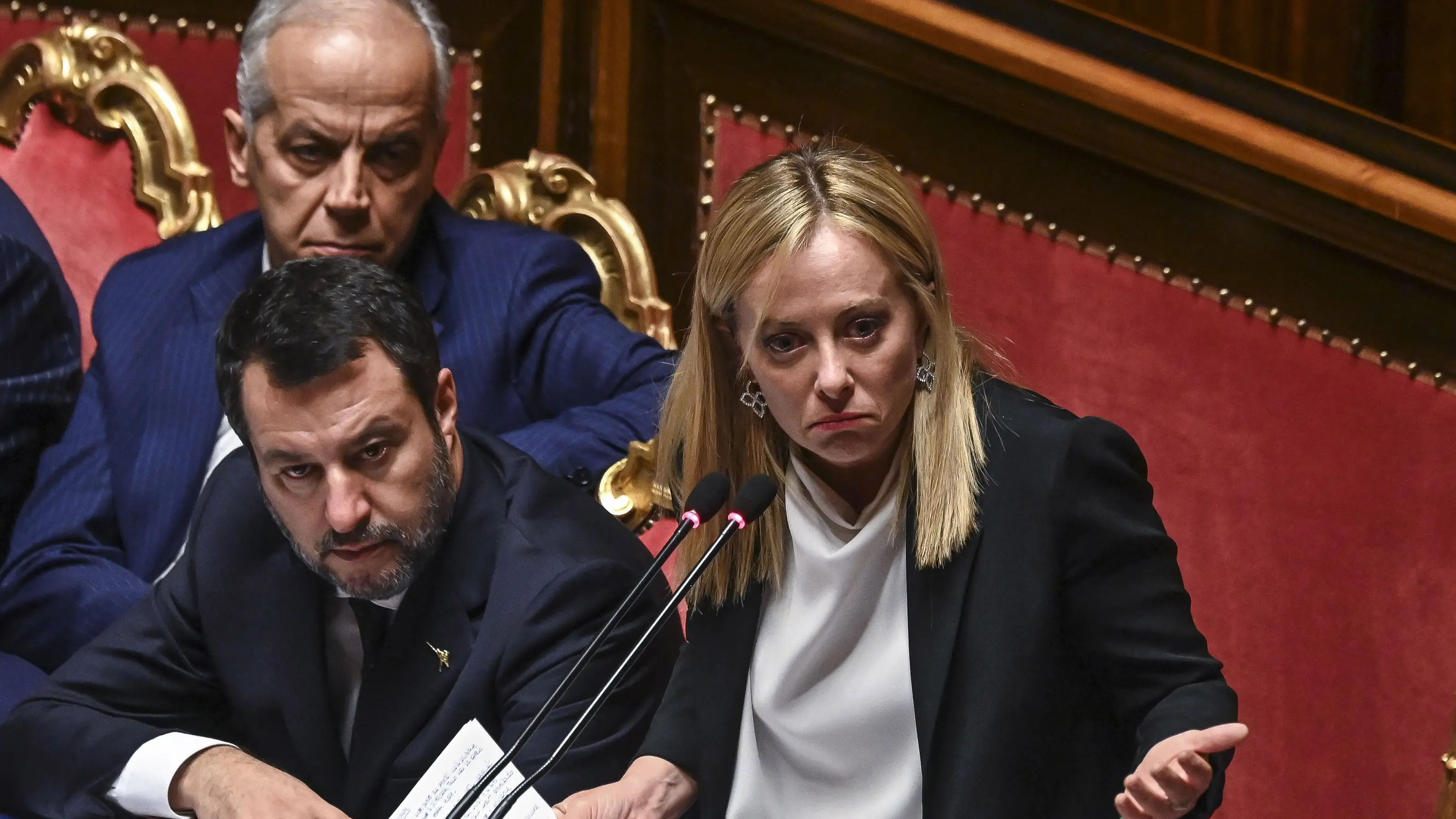 Nuovi reati e fermo preventivo per i minori: la repressione del governo