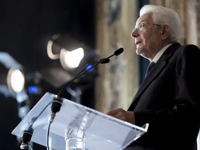 Mattarella: i salari “non sono un costo”