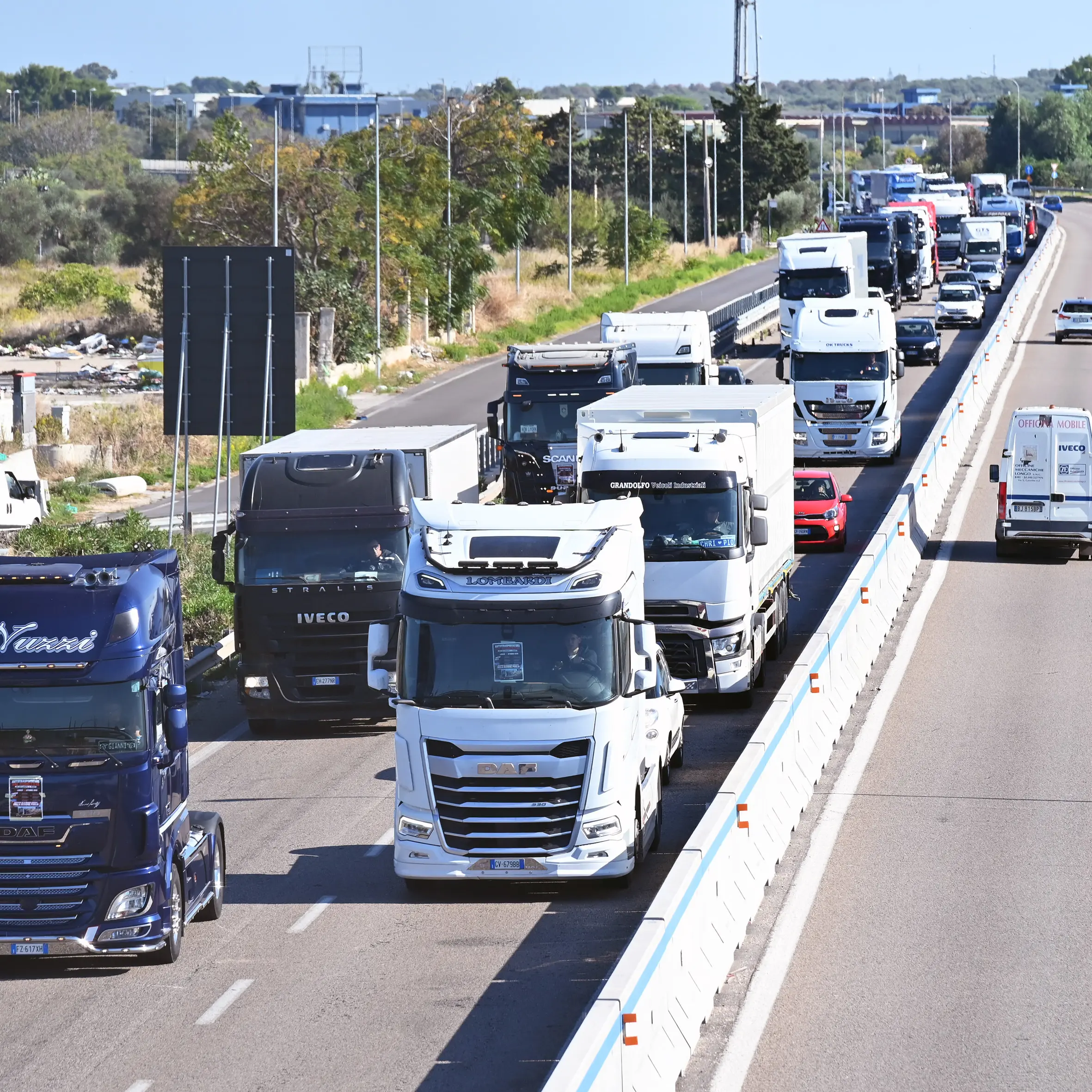 Napoli, Cgil Cisl Uil al Prefetto: “Su blocco trasporti favorire smart working e garantire servizi essenziali”