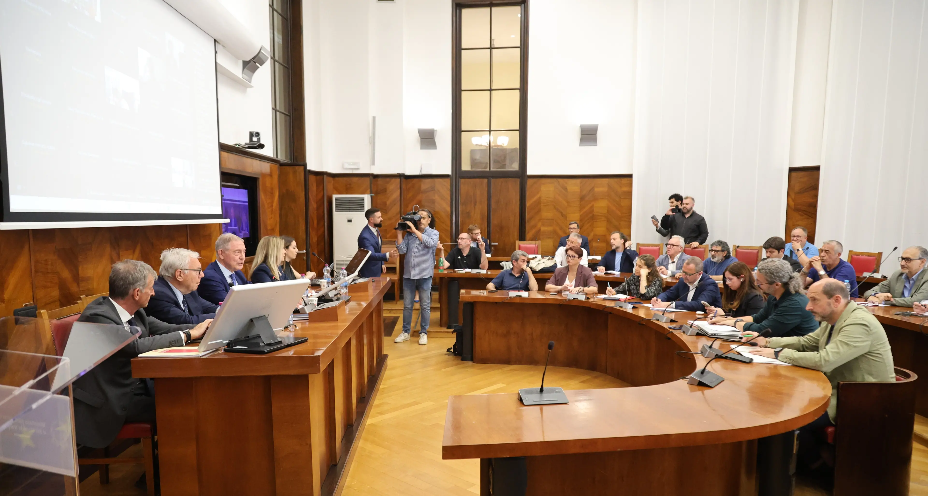 Natuzzi, Fillea Cgil Puglia: “Cambiano i manager, ma l’azienda continua a perdere”
