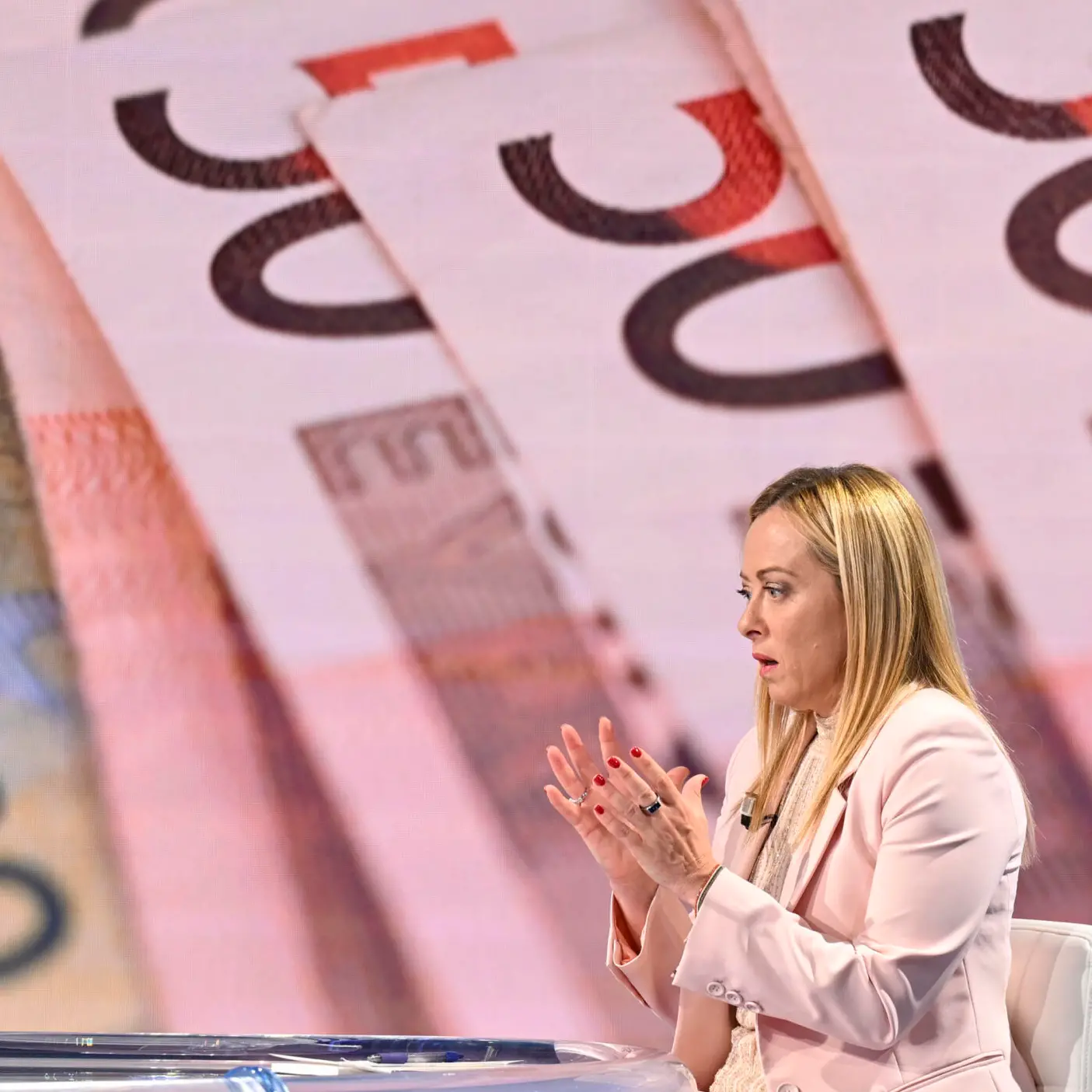 Manovra da 26 miliardi, le misure del governo