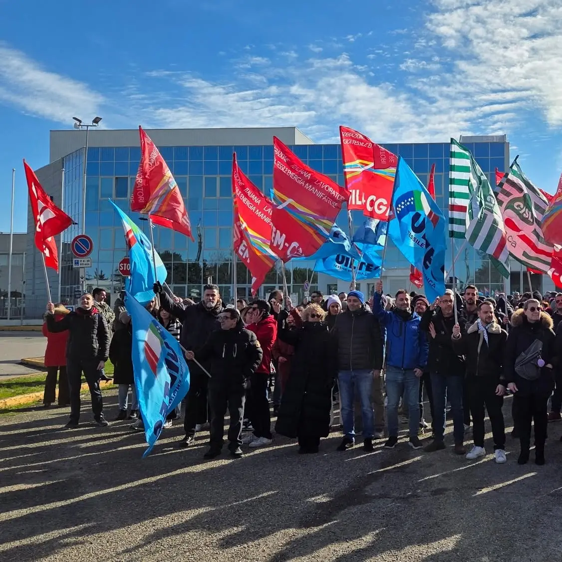 Gambro Dasco, cessione e piano industriale: restano i dubbi