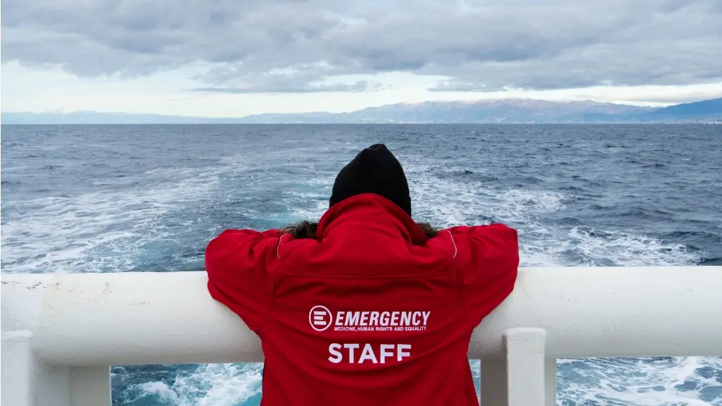 Genova aspetta la Life Support, a bordo 113 migranti