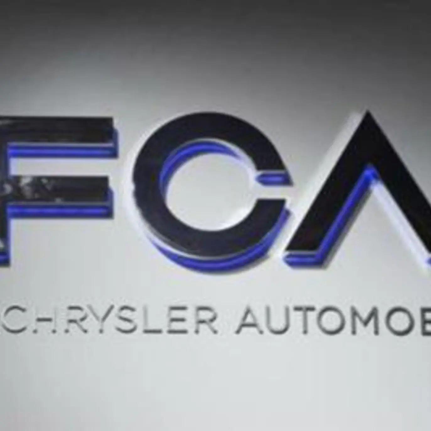 Ora è ufficiale, Fca vuole la fusione con Renault
